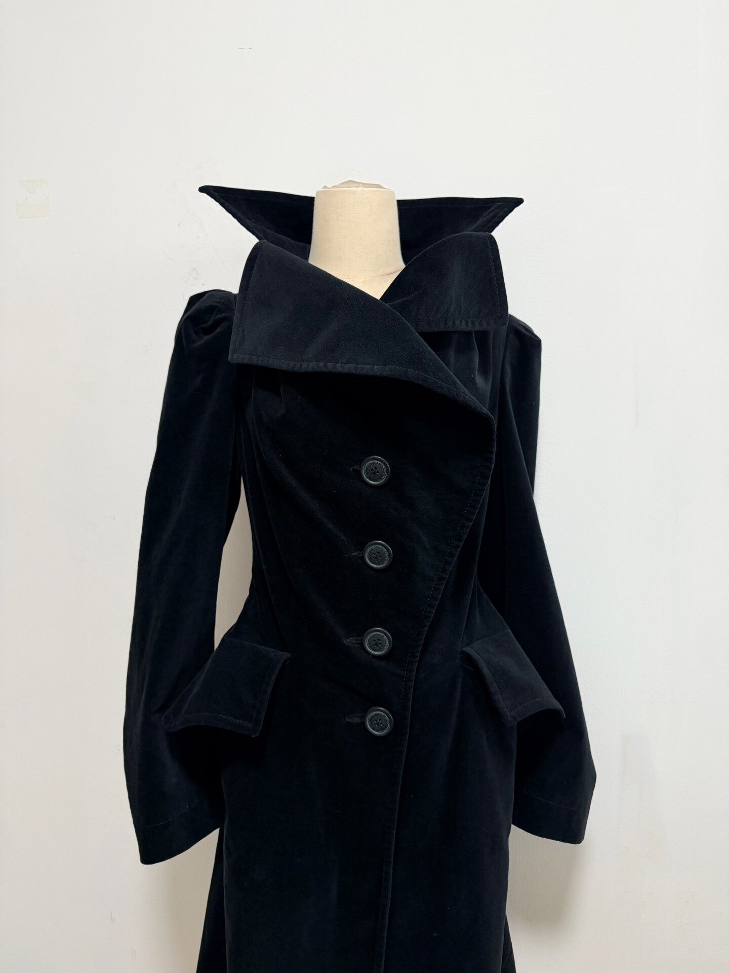 Vivienne Westwood Vivienne Westwood Cotton Velvet Trench Coat 40 Size S / US 4 / IT 40 - 1 Thumbnail