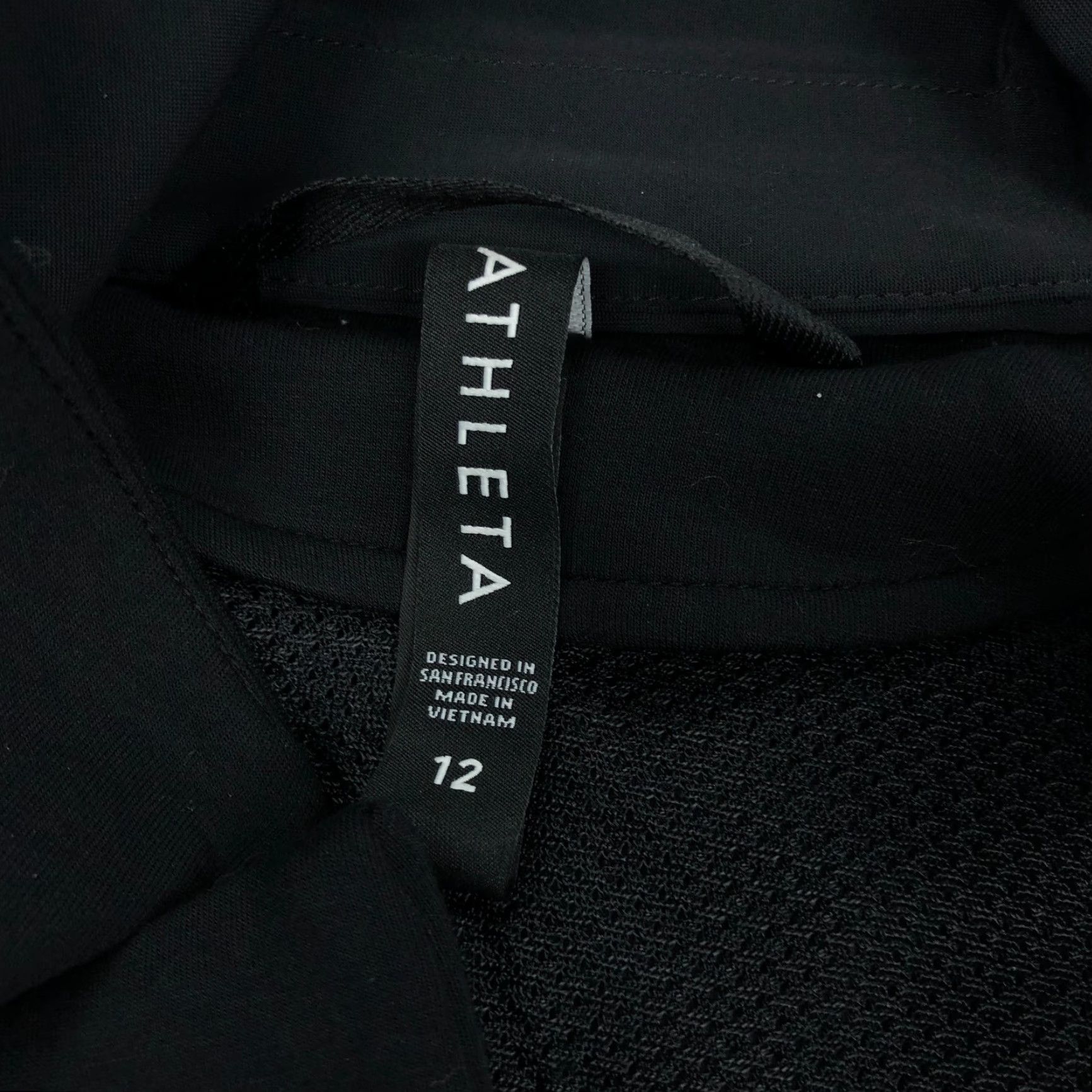 Athleta Athleta Trench Coat Jacket/Coat Black 12 Women Hooded Belted Long Softshell Polyester Holiday Voyage Size XL / US 12-14 / IT 48-50 - 7 Thumbnail