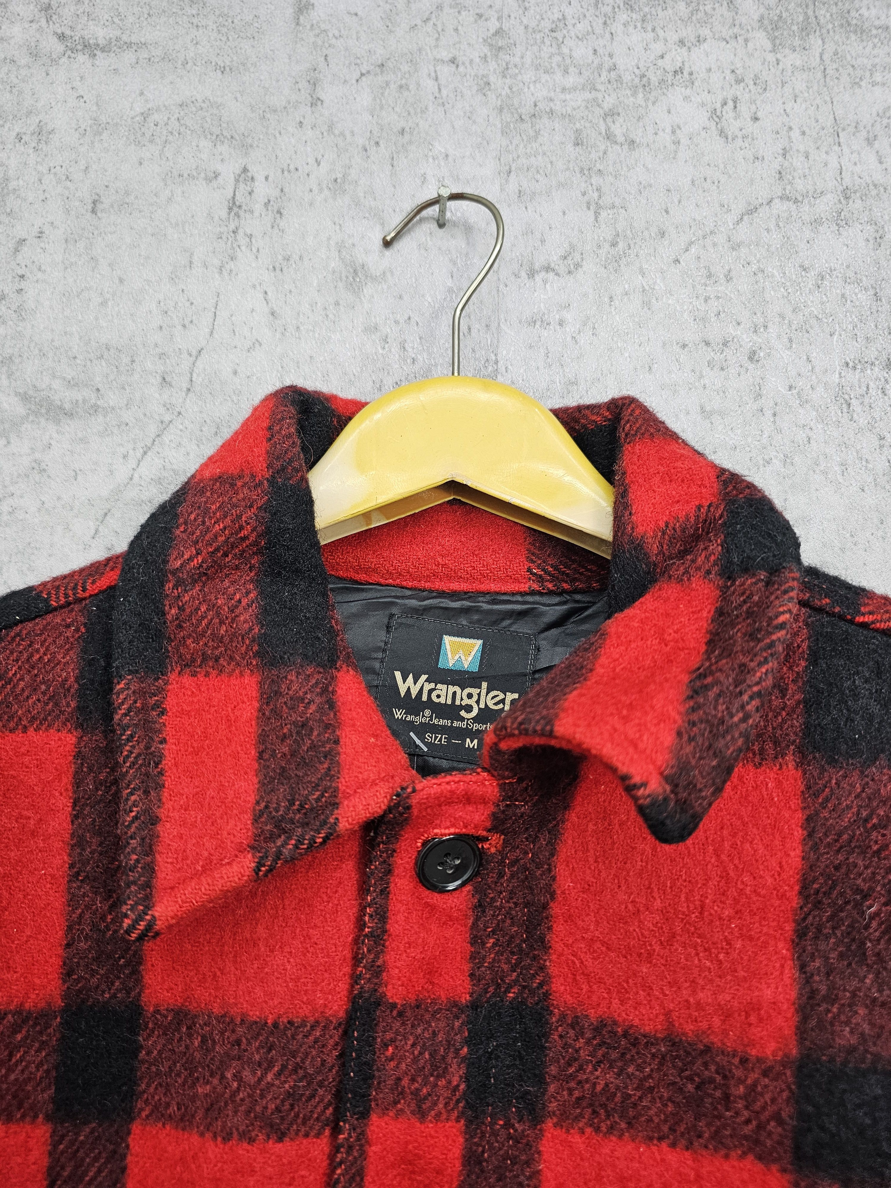 Vintage Vintage WRANGLER Multi Pockets Checked Wool Jacket J0031 Size US M / EU 48-50 / 2 - 7 Thumbnail