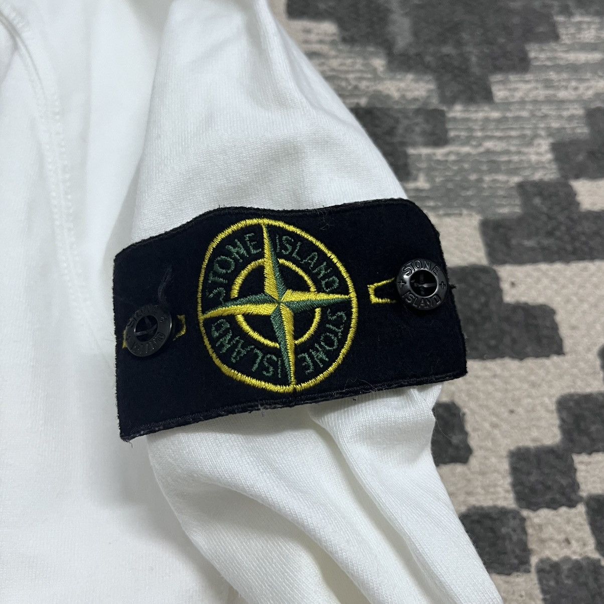 Stone Island Authentic Stone Island Longsleeve Like Sweatshirt Design Size US XL / EU 56 / 4 - 4 Thumbnail