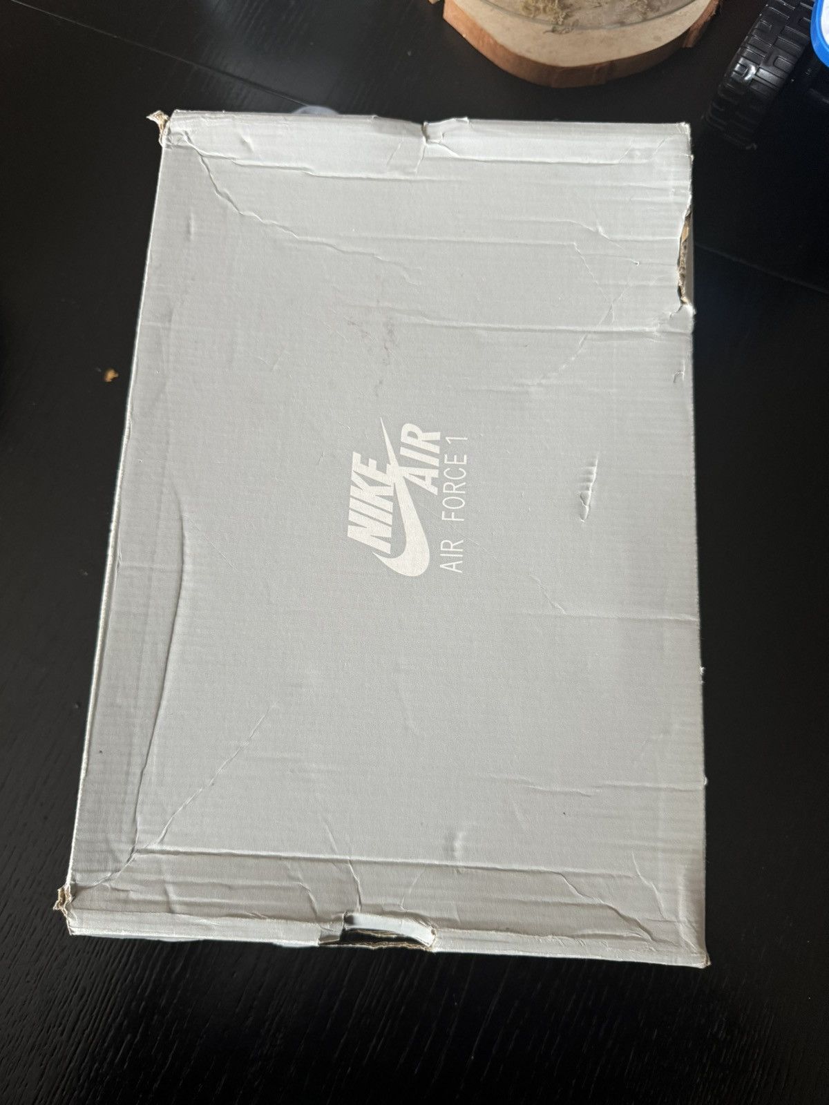 Nike Nike Air Force 1 Low Swoosh Pack 2018 Size US 10 / EU 43 - 15 Thumbnail