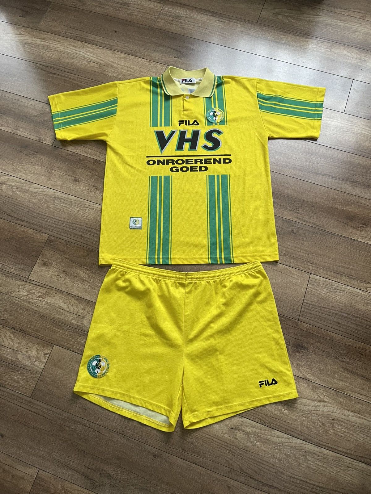 ビンテージ FILA エールディビジ アドデンハーグ ユニフォーム フットボール Fila × Vintage 1998/1999 Ado Den Haag Fila Vintage Soccer Jersey