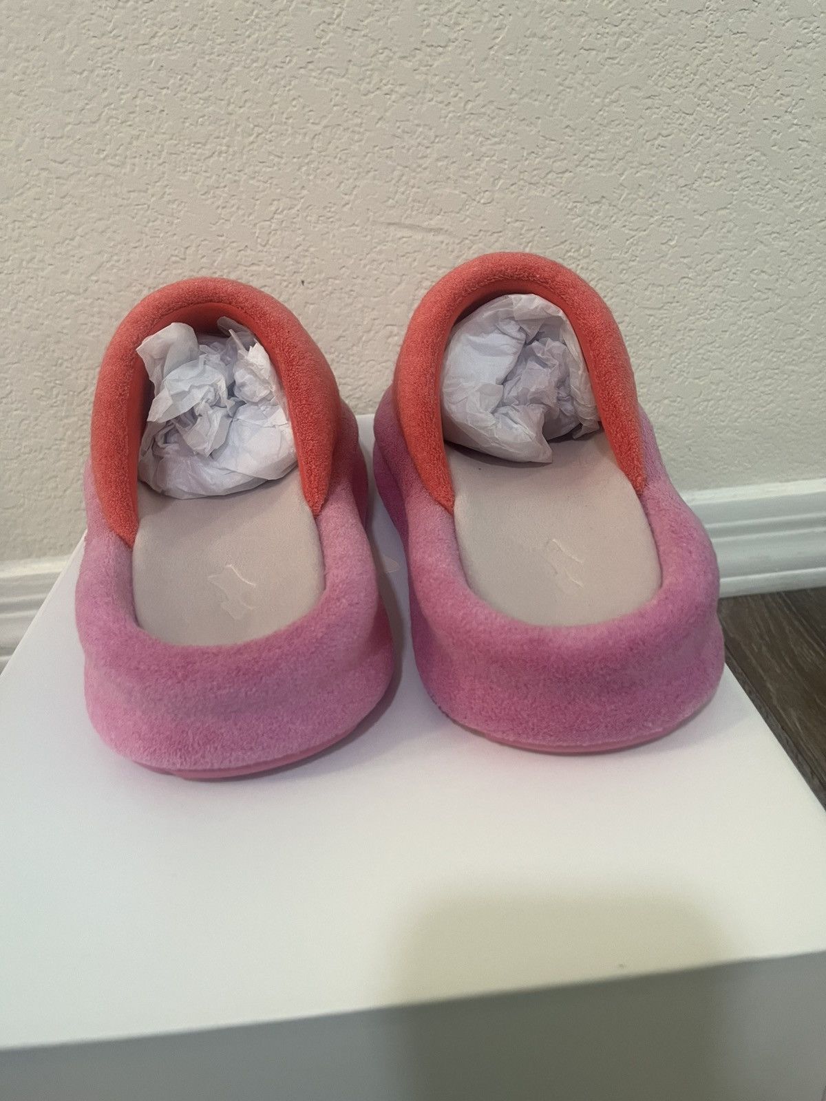 SKYLRK Skylrk Rest slides “Juice” colorway Size US 10 / EU 43 - 3 Thumbnail