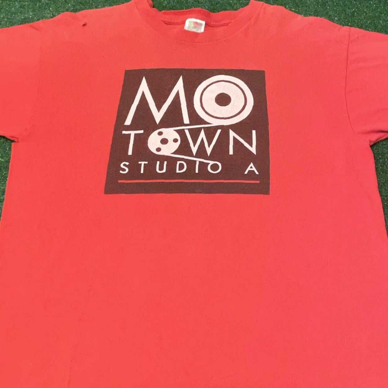 Vintage VINTAGE MO Town Records Studio A Rap Hip Hop Rock Artist Shirt XL Mens Red 90s Size US XL / EU 56 / 4 - 4 Thumbnail