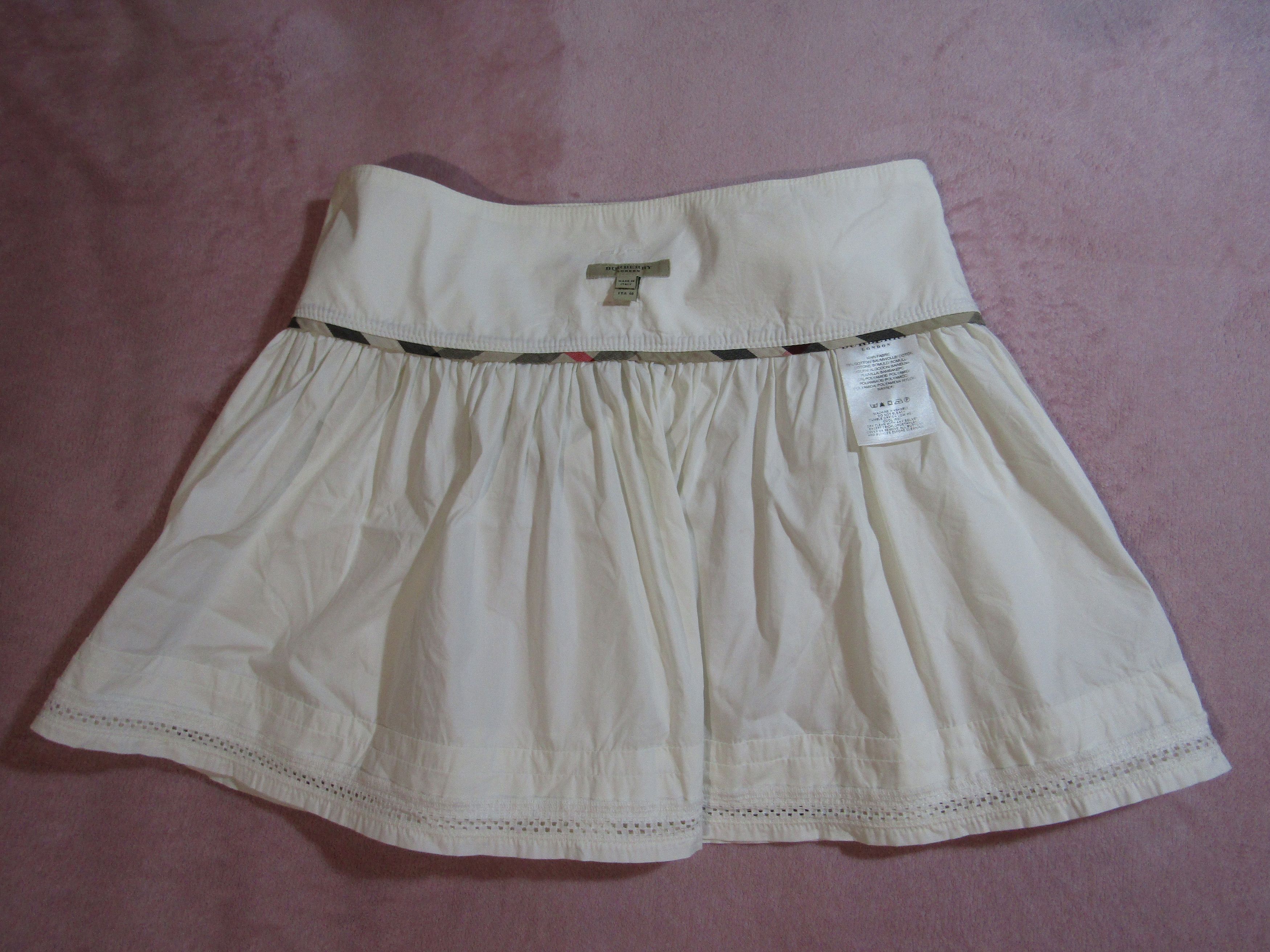 Burberry Burberry London Women’s Hip Skirt Made in Italy Size 27" / US 4 / IT 40 - 5 Thumbnail