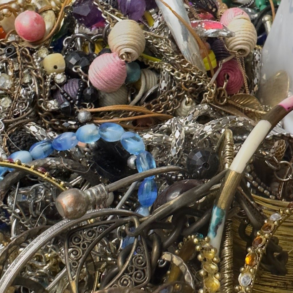 Jewelry 18 Lbs. COSTUME Vintage Modern HUGE Bulk Jewelry Lot for Cra Size ONE SIZE - 4 Thumbnail