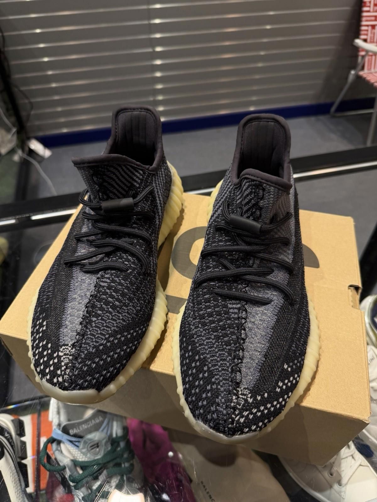 Adidas Size 8.5 - adidas Yeezy Boost 350 V2 Low Carbon (FZ5000) Size US 8.5 / EU 41-42 - 6 Thumbnail