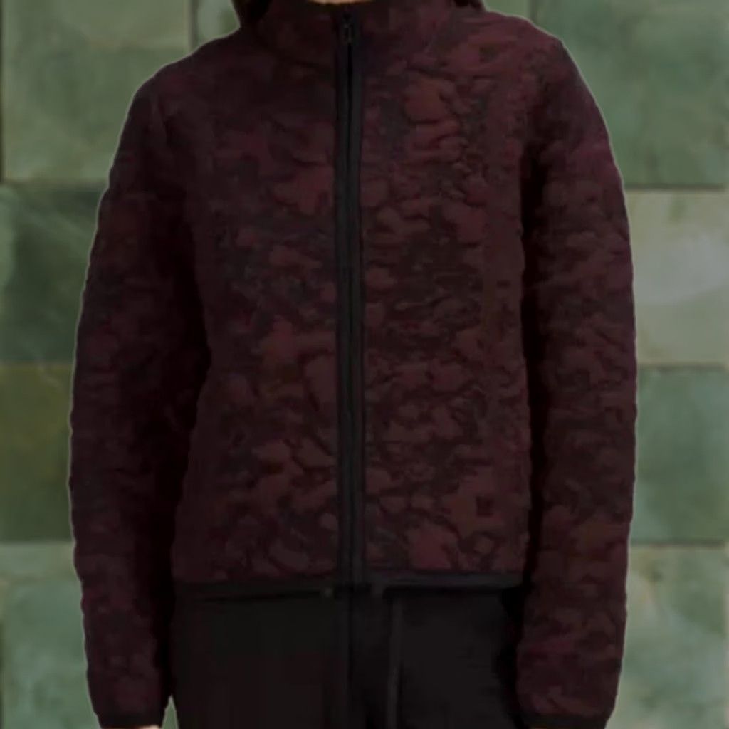 Lululemon VINTAGE Lululemon Women’s Jacquard Multi Texture Sweater Jacket Black Red Boxy Sz 12 Size XL / US 12-14 / IT 48-50 - 1 Thumbnail