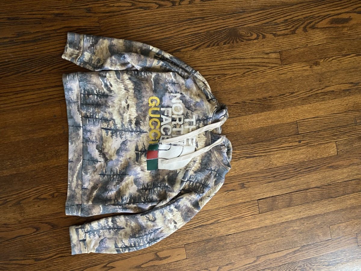 Gucci × The North Face *FITS LARGE* North Face x Gucci Track Print Hoodie Size US XS / EU 42 / 0 - 1 Thumbnail