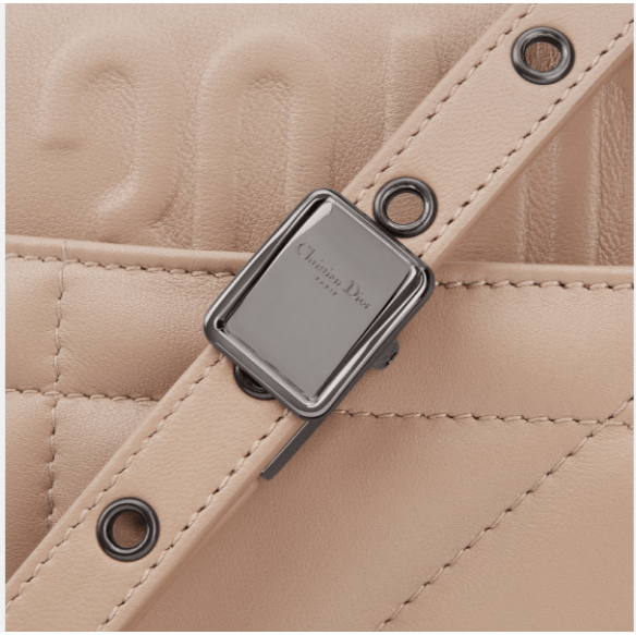 o1w1db10224 Size: OS Pouch With Shoulder StraP in Hazelnut