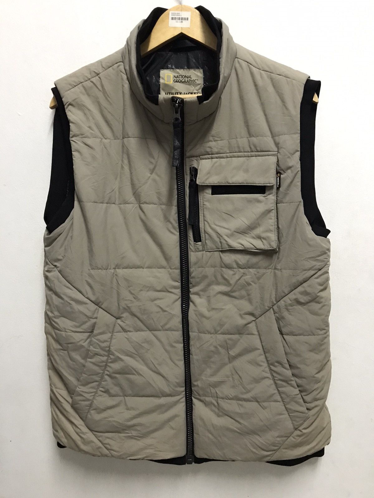 image of Bomber Jacket National Geographic Utility Jacket Puffer in Grey, Men's (Size Medium)