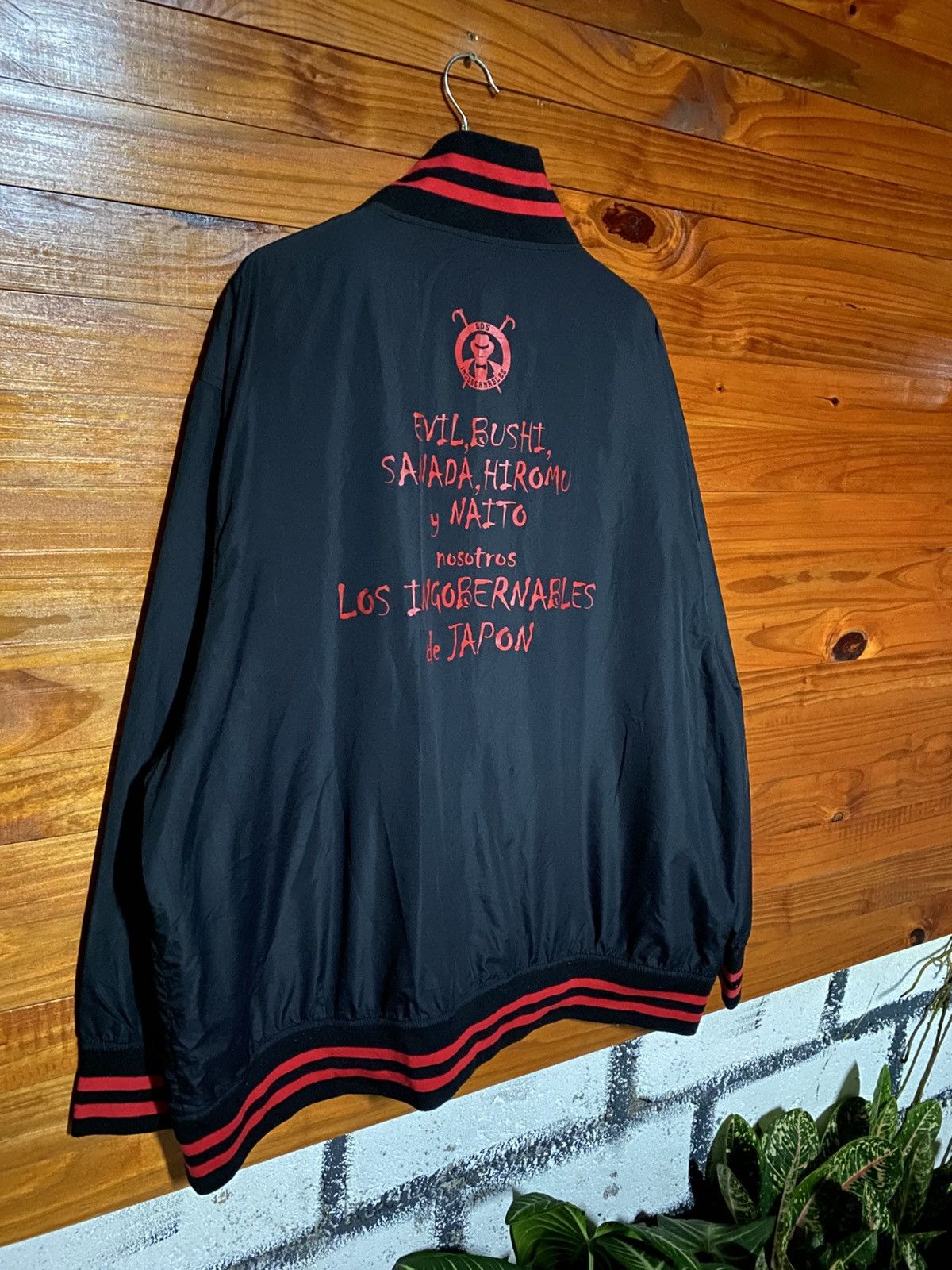 Japanese Brand Los Ingobernables de Japón NJPW Varsity – EVIL SANADA Hiromu Size US XXL / EU 58 / 5 - 12 Thumbnail