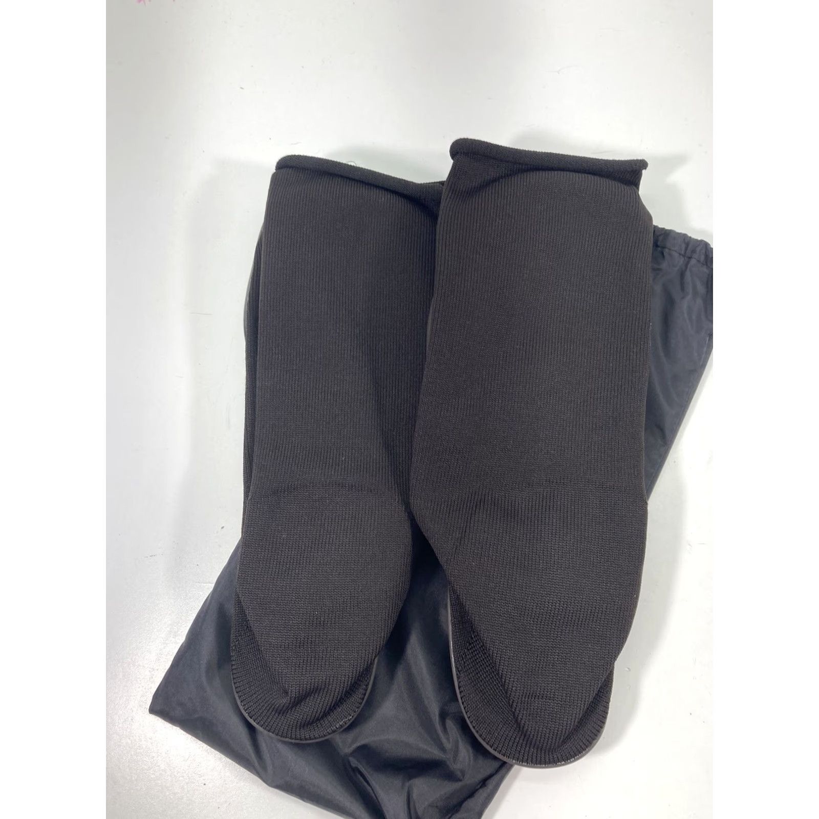 Yeezy Yeezy Pods Socks Black Men 11-13 Socks Casual Slip On Polyester With Storage Bag New Ships out Next Day Size ONE SIZE - 3 Thumbnail