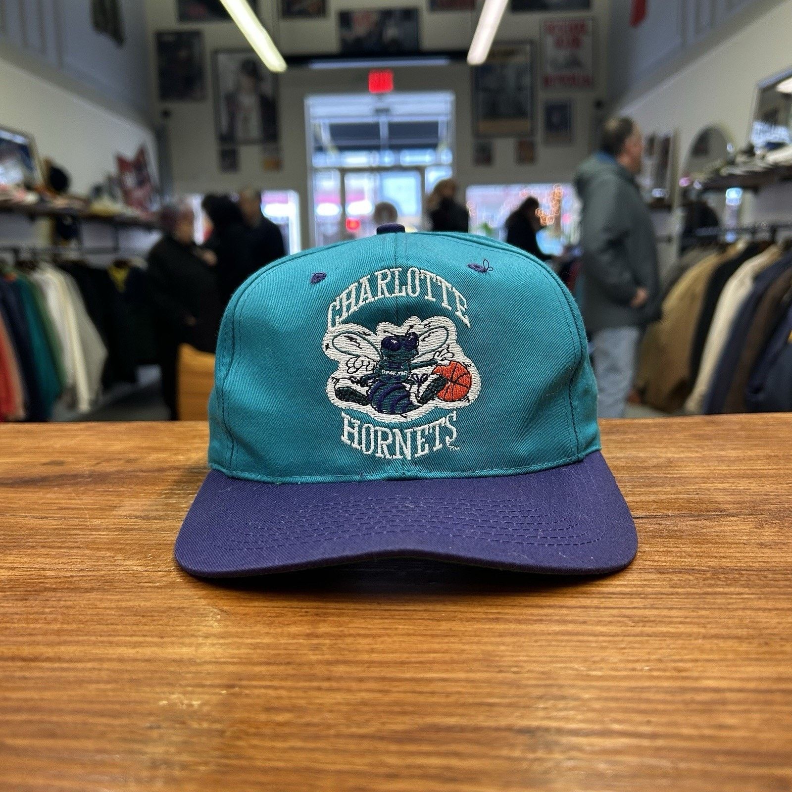 NBA Vintage 90’s Charlotte Hornets Teal And Purple Snap Back Hat Size ONE SIZE - 1 Thumbnail