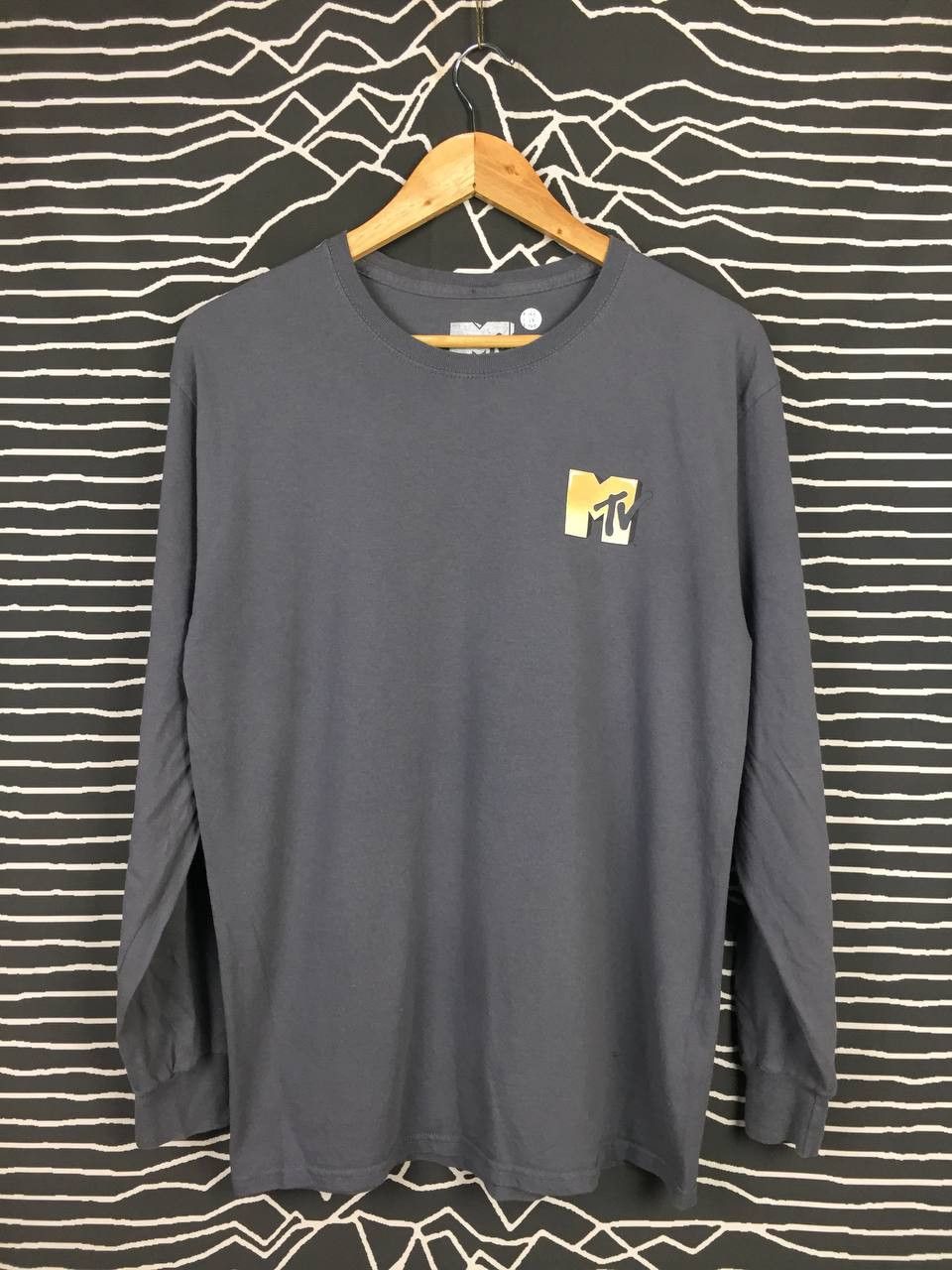 Mtv × Vintage MTV Music Television New York Big Logo Longsleeve Tee Size US M / EU 48-50 / 2 - 5 Thumbnail