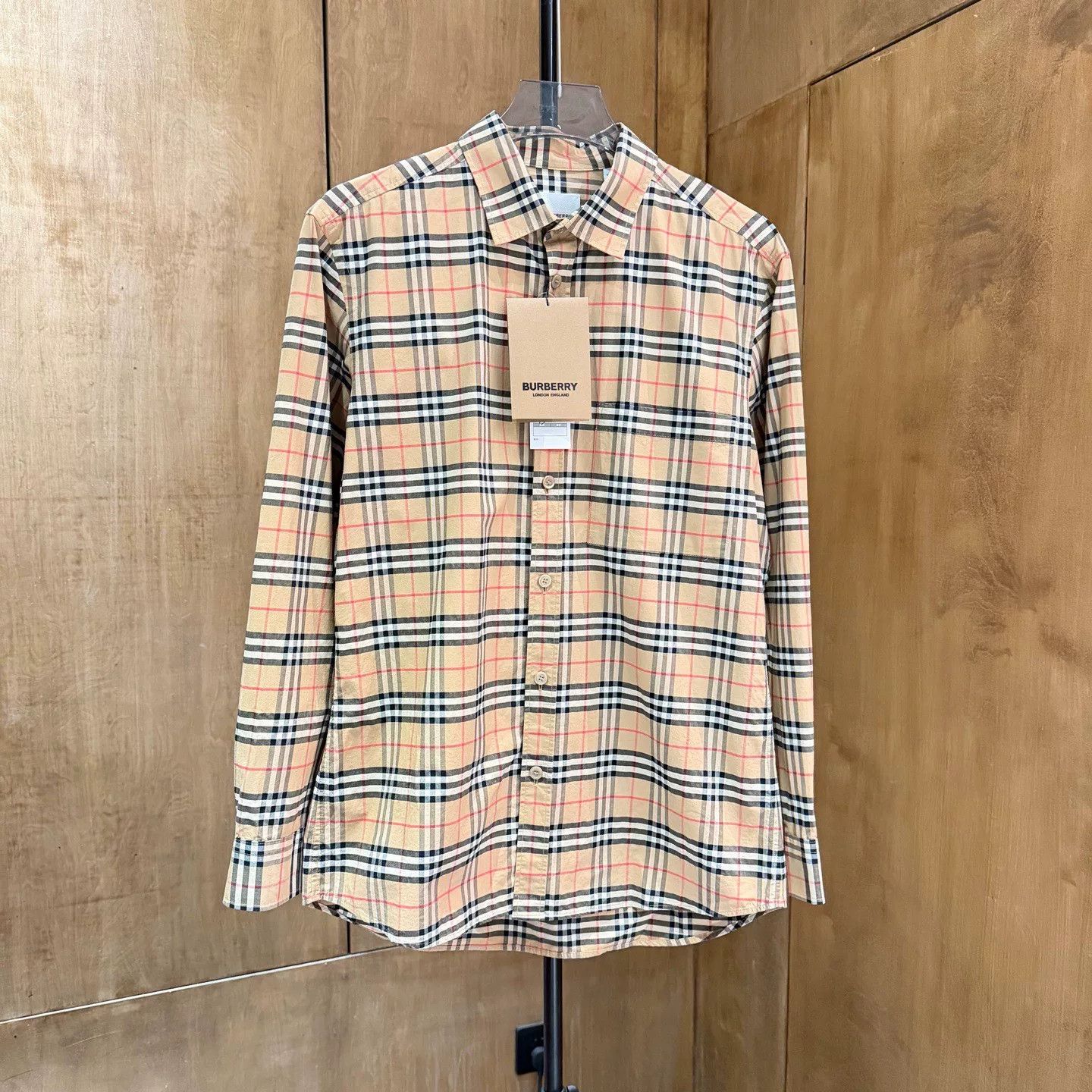 Burberry Burberry Plaid Beige Shirt M Men Size US M / EU 48-50 / 2 - 1 Thumbnail