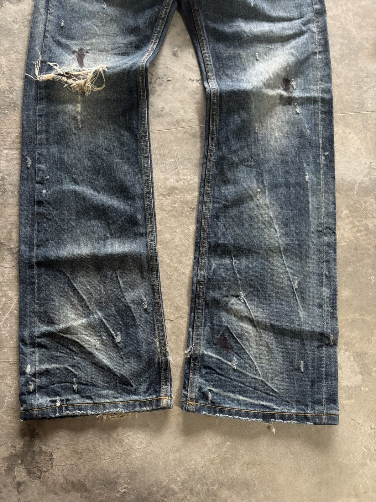 If Six Was Nine CULT OF INDIVIDUALITY japanese selvedge distressed semiflare Size US 32 / EU 48 - 17 Thumbnail