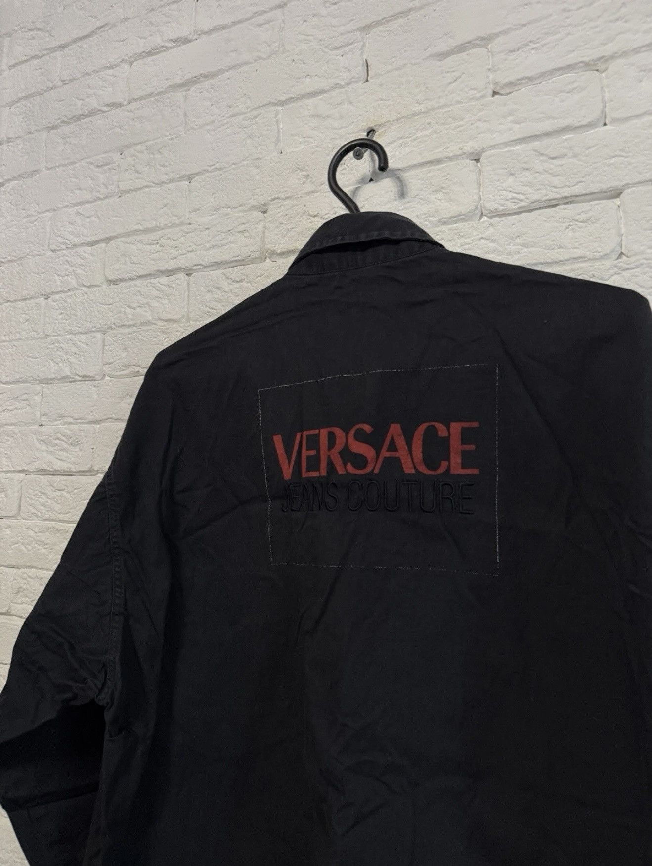 Versace Vintage Versace Couture Shirt Huge Logo Made In Italy Sz M Size US M / EU 48-50 / 2 - 6 Thumbnail