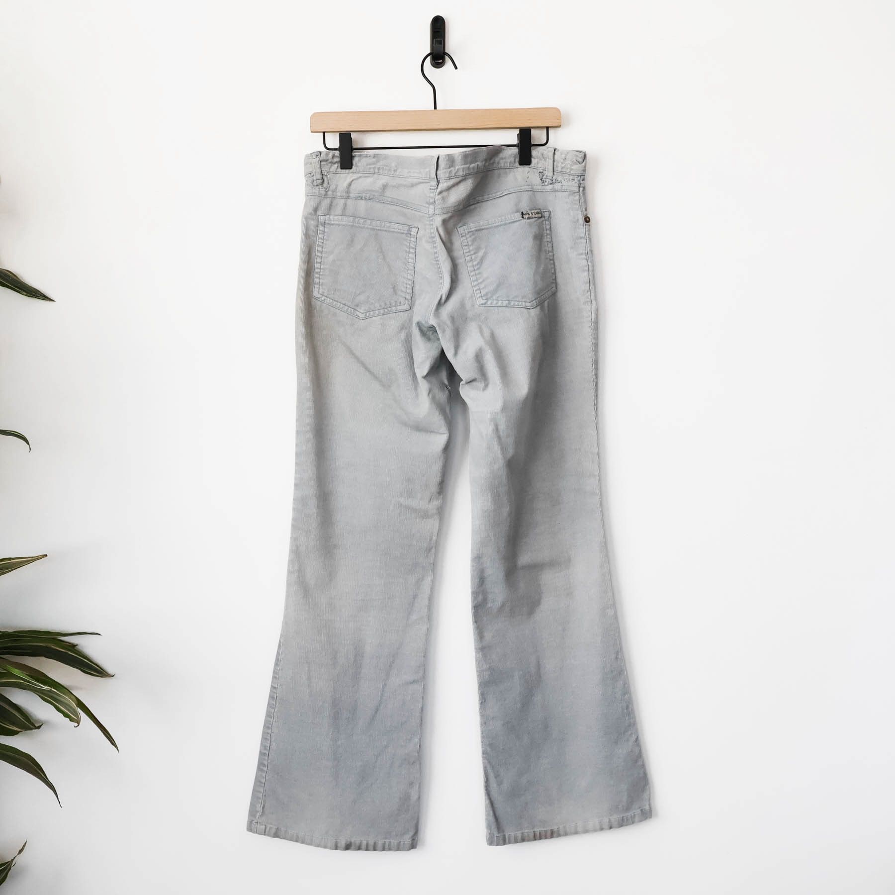 Vintage VTG Max Studio Distressed Boot Cut Flare Corduroy Jeans Size 32" / US 10 / IT 46 - 8 Thumbnail