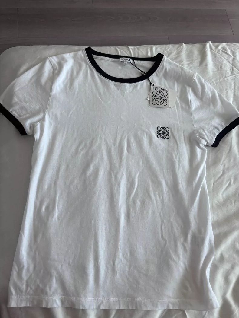 Loewe LOEWE T-shirt Size S / US 4 / IT 40 - 1 Thumbnail
