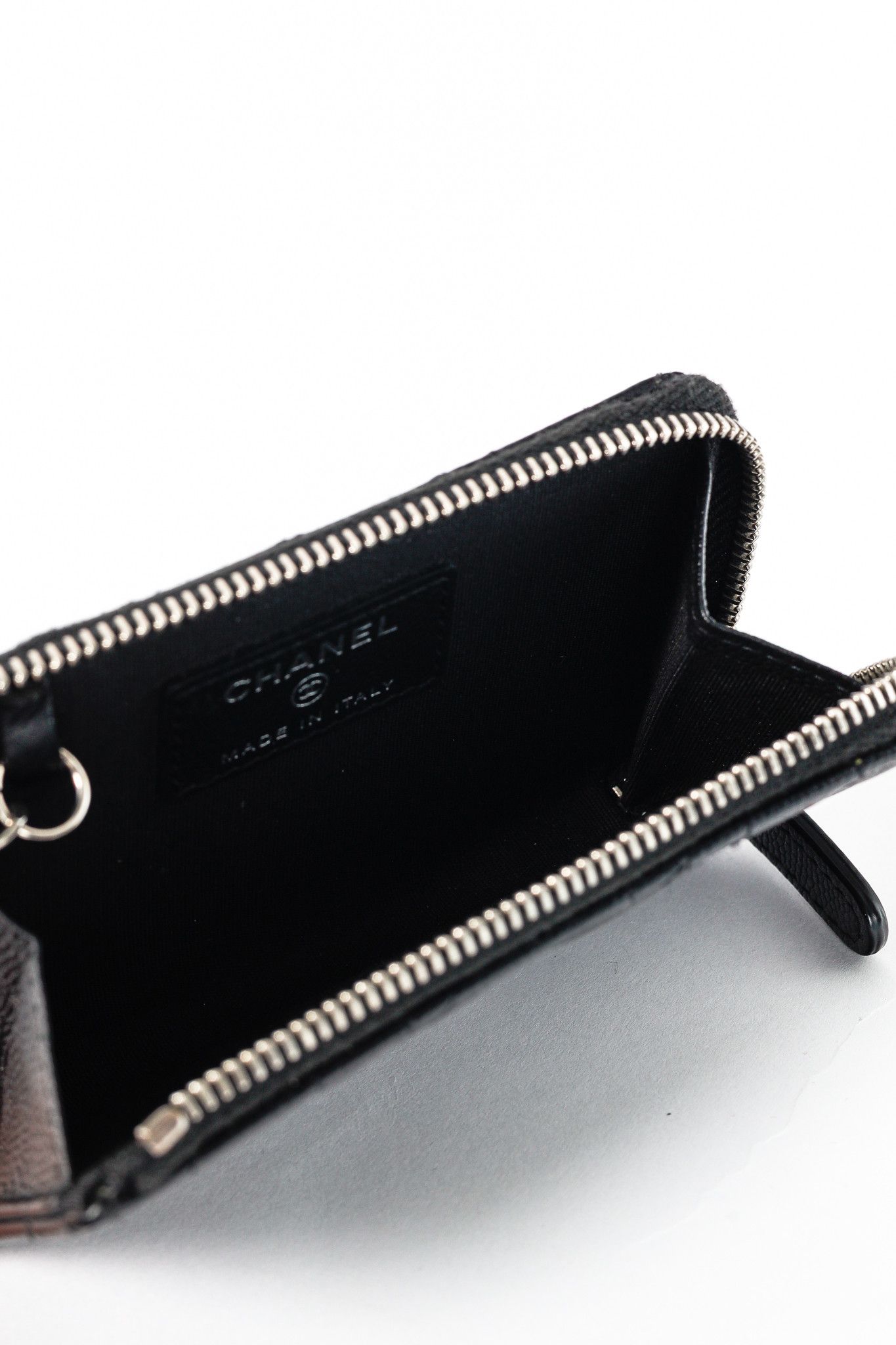 Chanel Chanel Black Caviar Leather Camellia-Embossed Key Holder Size ONE SIZE - 8 Thumbnail