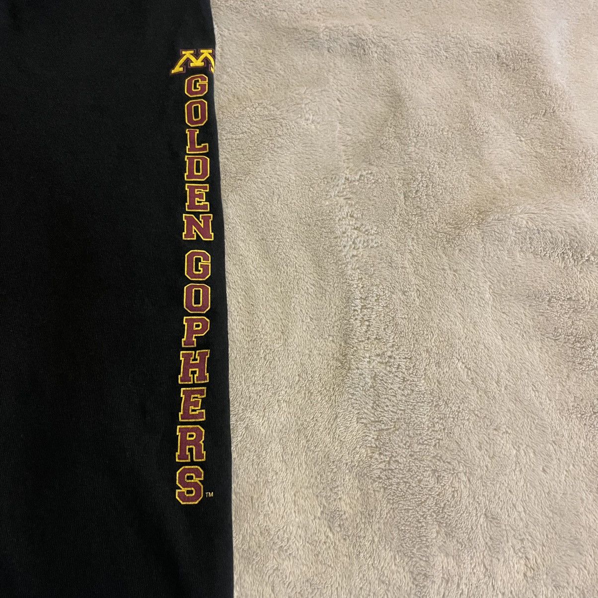 Gildan Minnesota Golden Gophers Shirt Men XL Black NCAA Gym Tee Size US XL / EU 56 / 4 - 4 Thumbnail