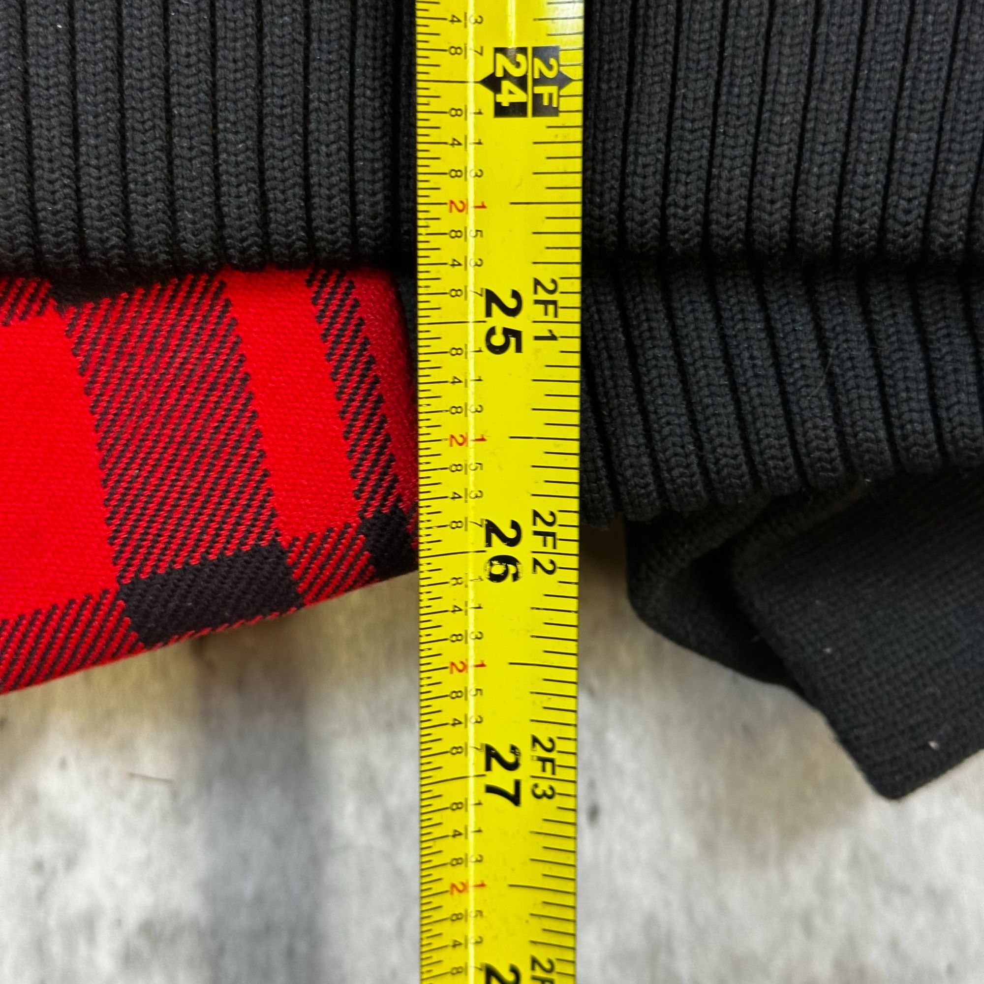 Carhartt Carhartt Red & Black Plaid Insulated Bomber Jacket Medium Size US M / EU 48-50 / 2 - 5 Thumbnail