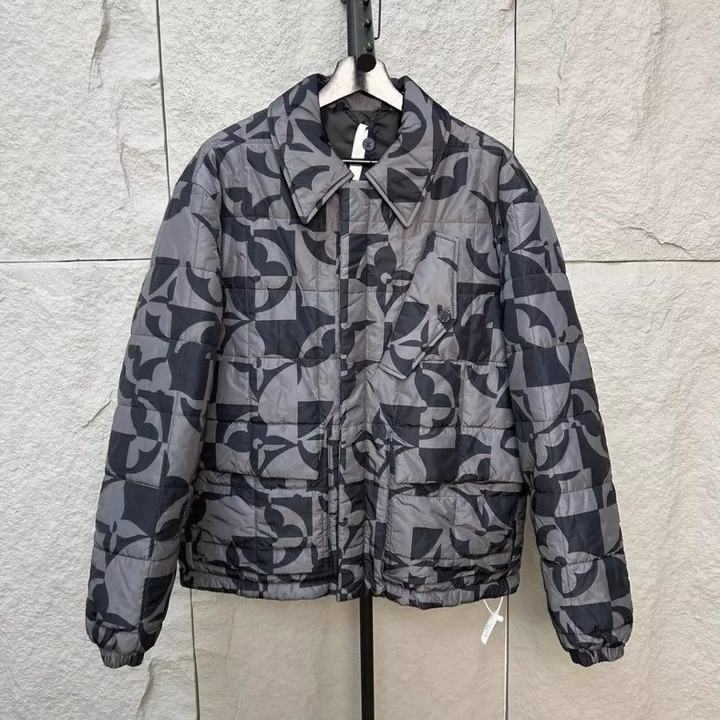 Louis Vuitton Louis Vuitton Irregular printed cotton jacket Size US L / EU 52-54 / 3 - 1 Thumbnail