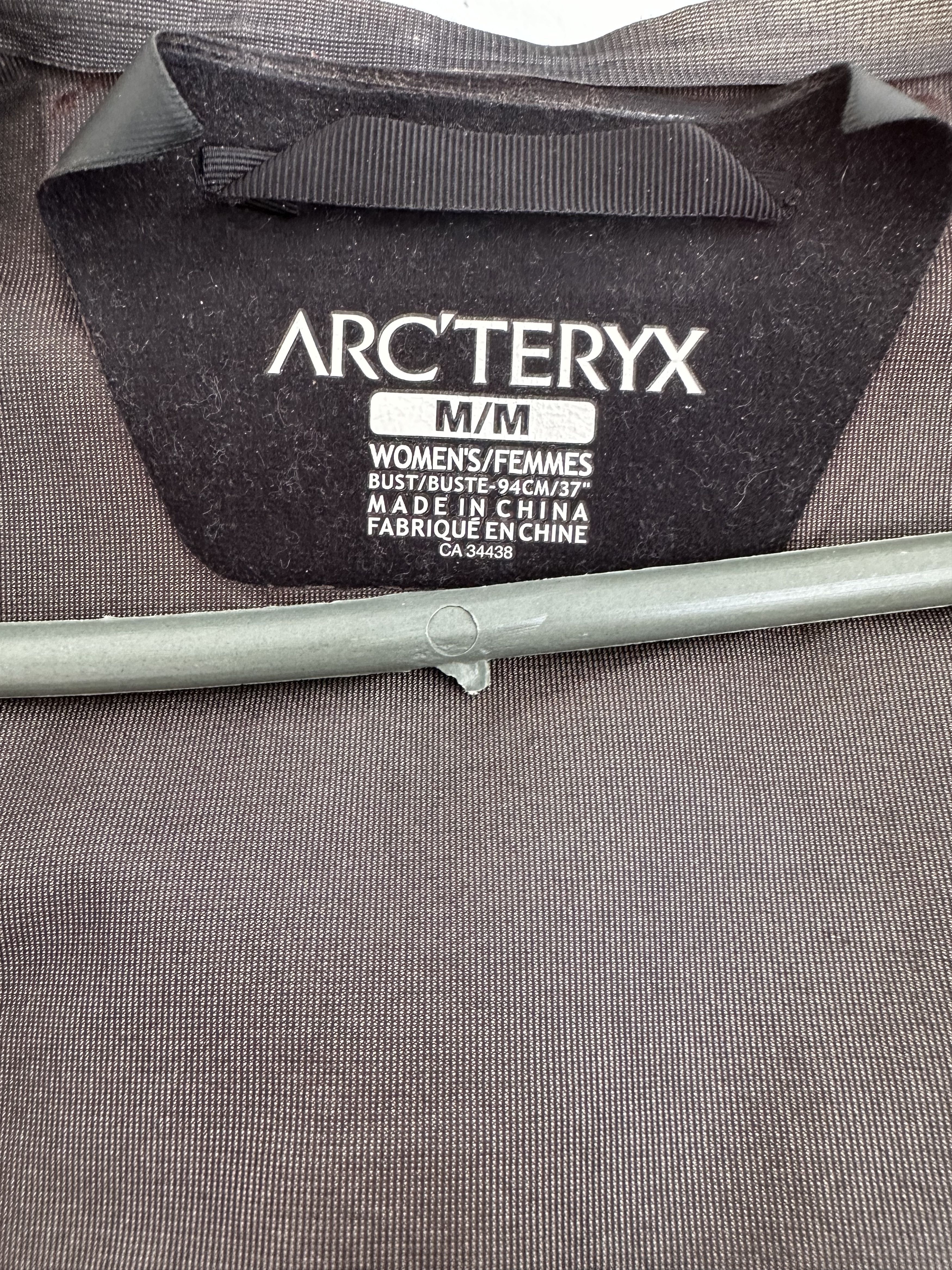 Arc'teryx Arc'Teryx Gore tex jacket coat rain Size M / US 6-8 / IT 42-44 - 11 Thumbnail