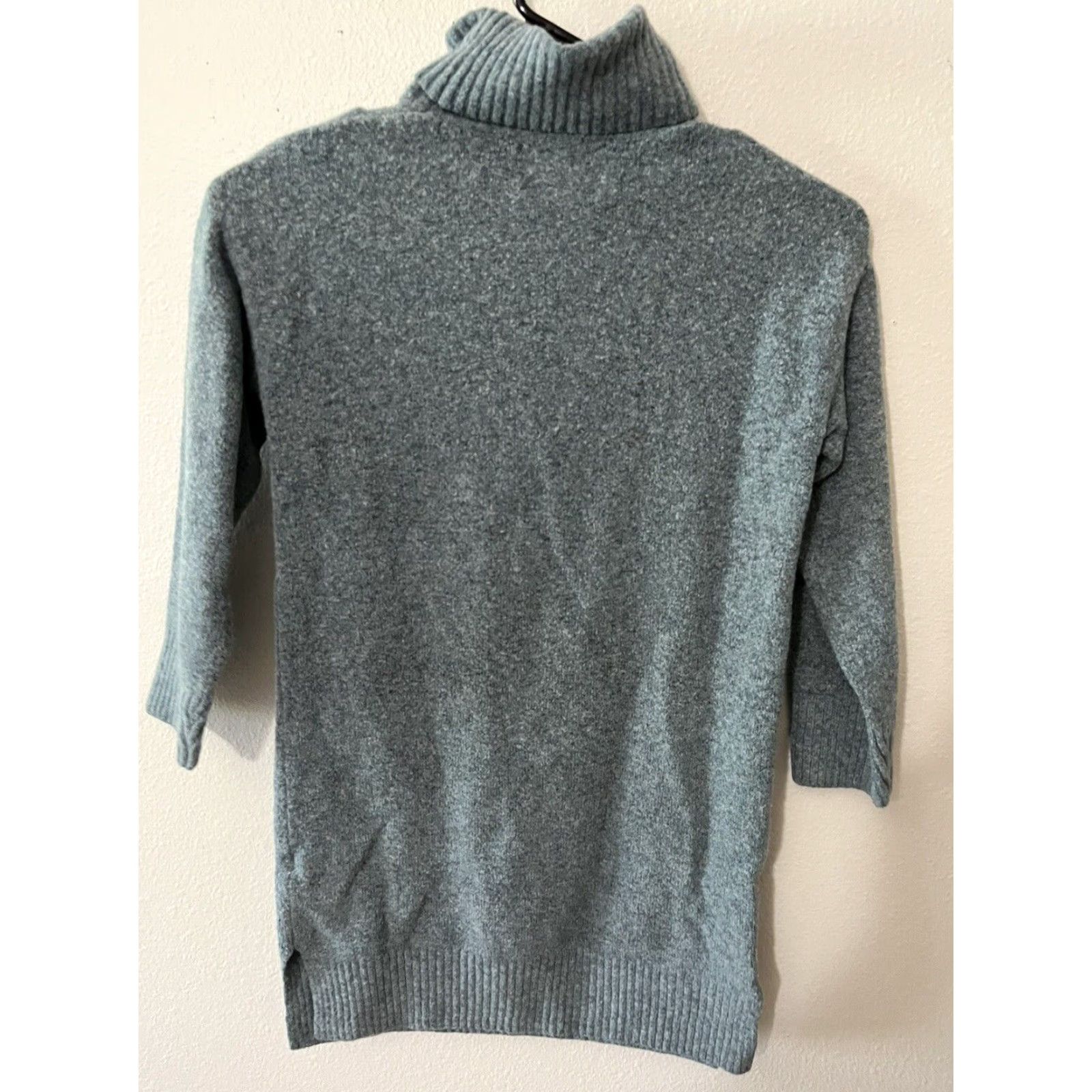 Zara VINTAGE Zara Women Sweater 3/4 Sleeve Turtleneck Adult 10 Blue Womens Size L / US 10 / IT 46 - 2 Thumbnail