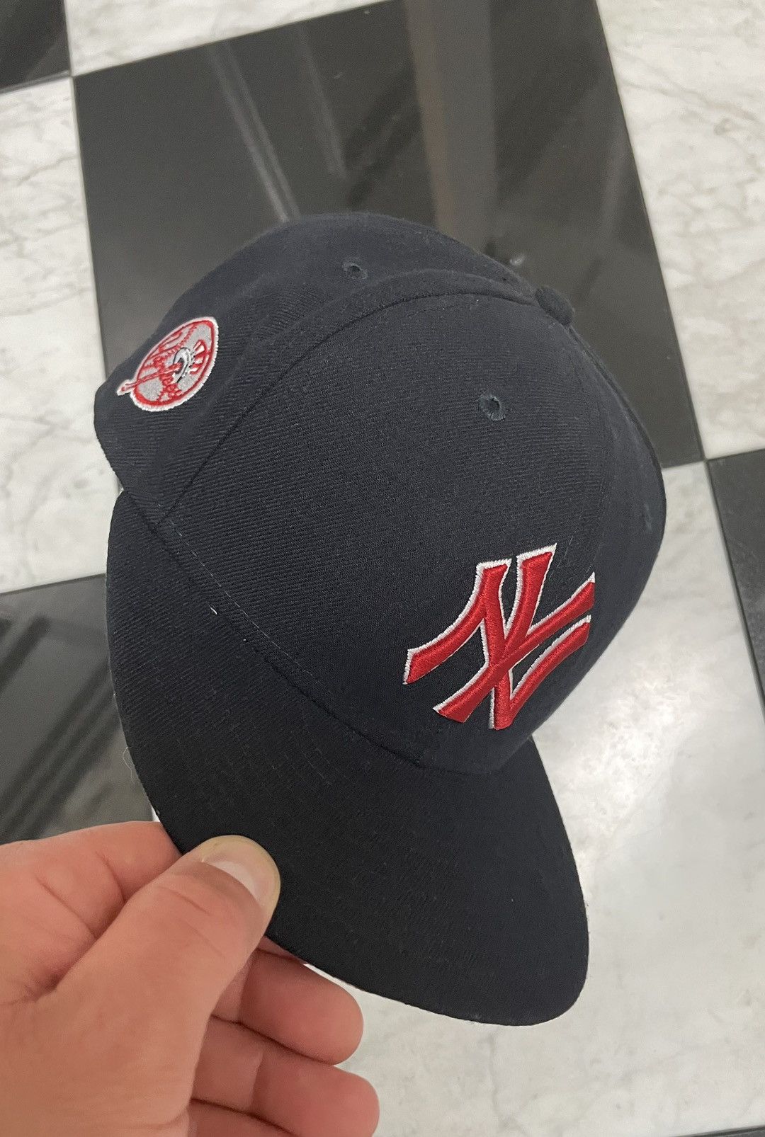 New Era 🔥 vintage Yankees adjustable hat Size ONE SIZE - 2 Thumbnail