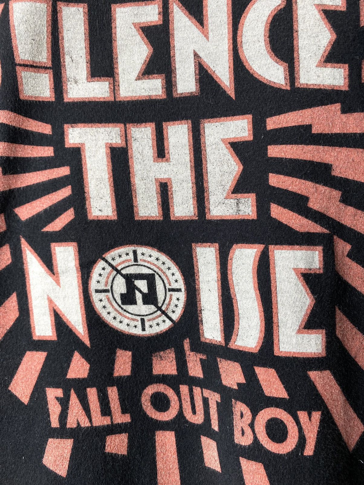Band Tees Vintage Style Fall Out Boy The Young Blood T Shirt Tour Size US S / EU 44-46 / 1 - 8 Thumbnail