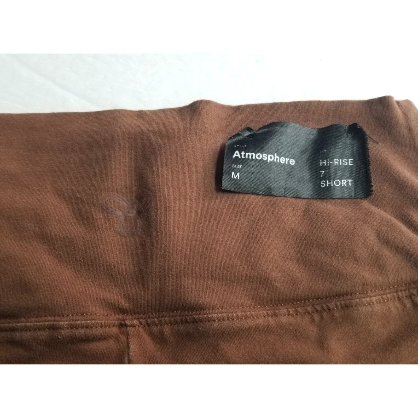 TNA Tna TnAction Women's Shorts Atmosphere Hi-Rise 7" Brown Medium Nylon Spandex Flat Front Pull On 7" Inseam High Rise Compression Regular Size M Size 32" / US 10 / IT 46 - 4 Thumbnail