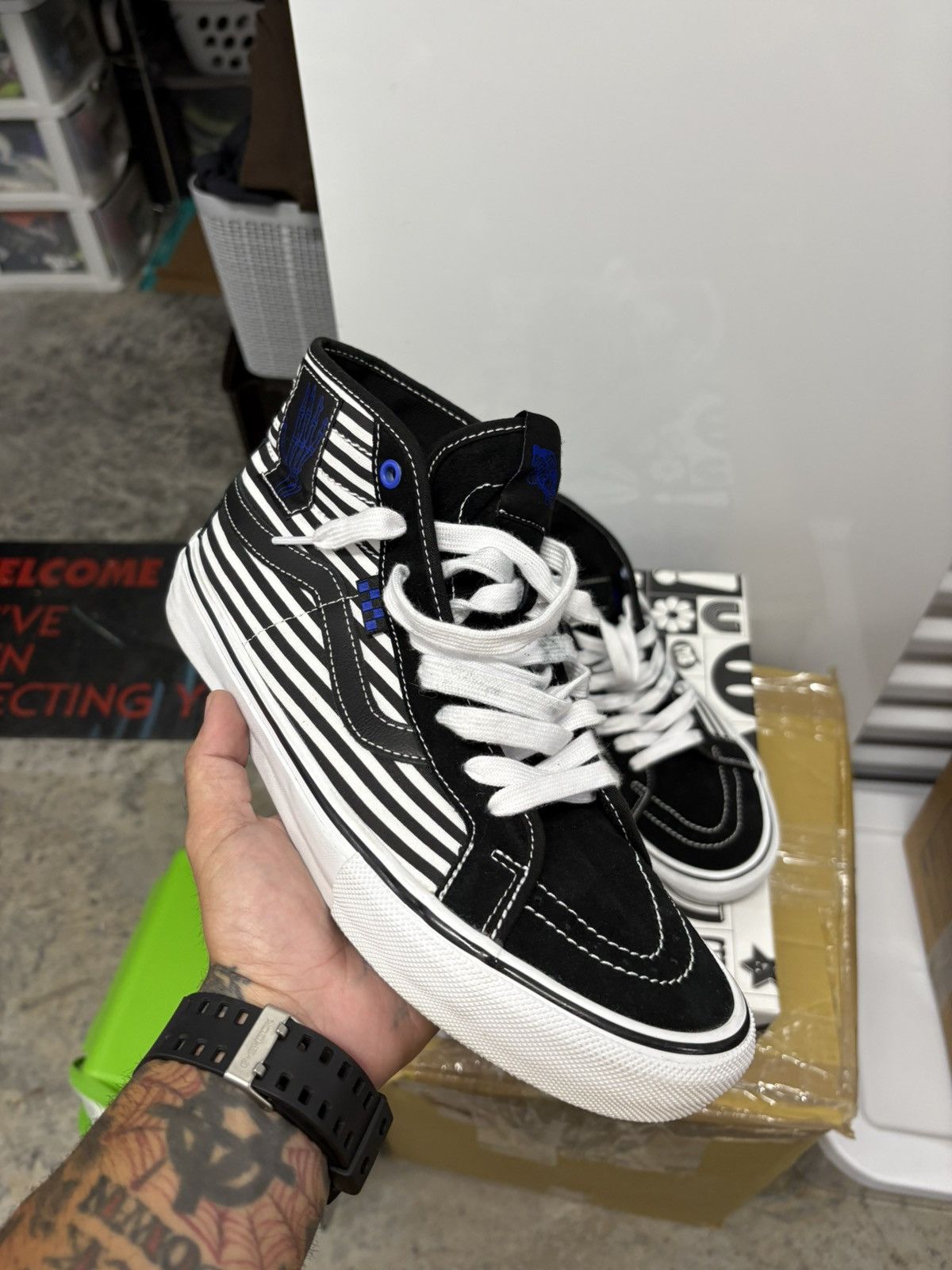 Vans × Vintage Vans mid top pro Size US 10.5 / EU 43-44 - 1 Thumbnail