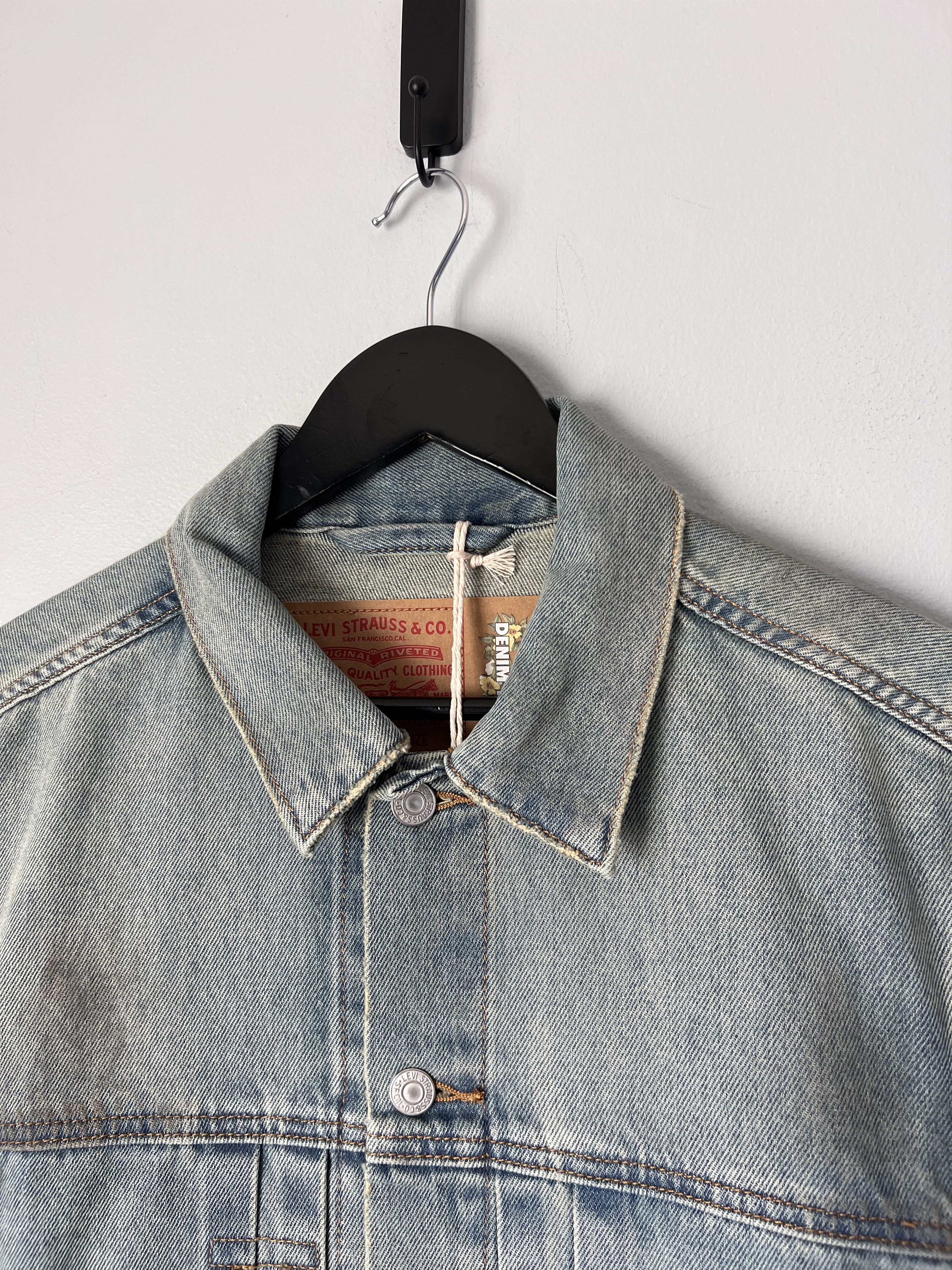 DENIM TEARS × Levi's Denim Tears Levi's Type 2 Denim Jacket in Dirty Wash Size US XL / EU 56 / 4 - 2 Thumbnail