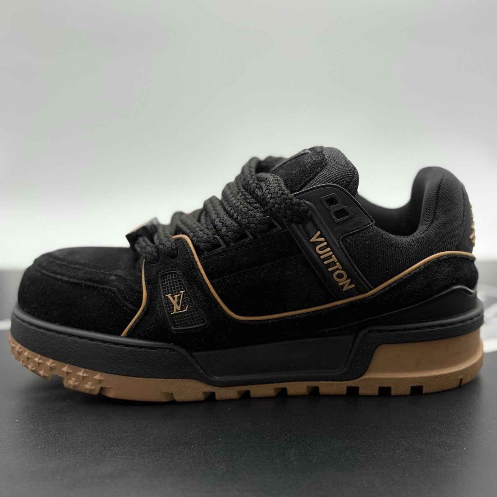 Louis Vuitton 9.5-10 Louis Vuitton Suede Maxi ' Black Brown ' | GOOD COND! Size US 9.5 / EU 42-43 - 4 Thumbnail