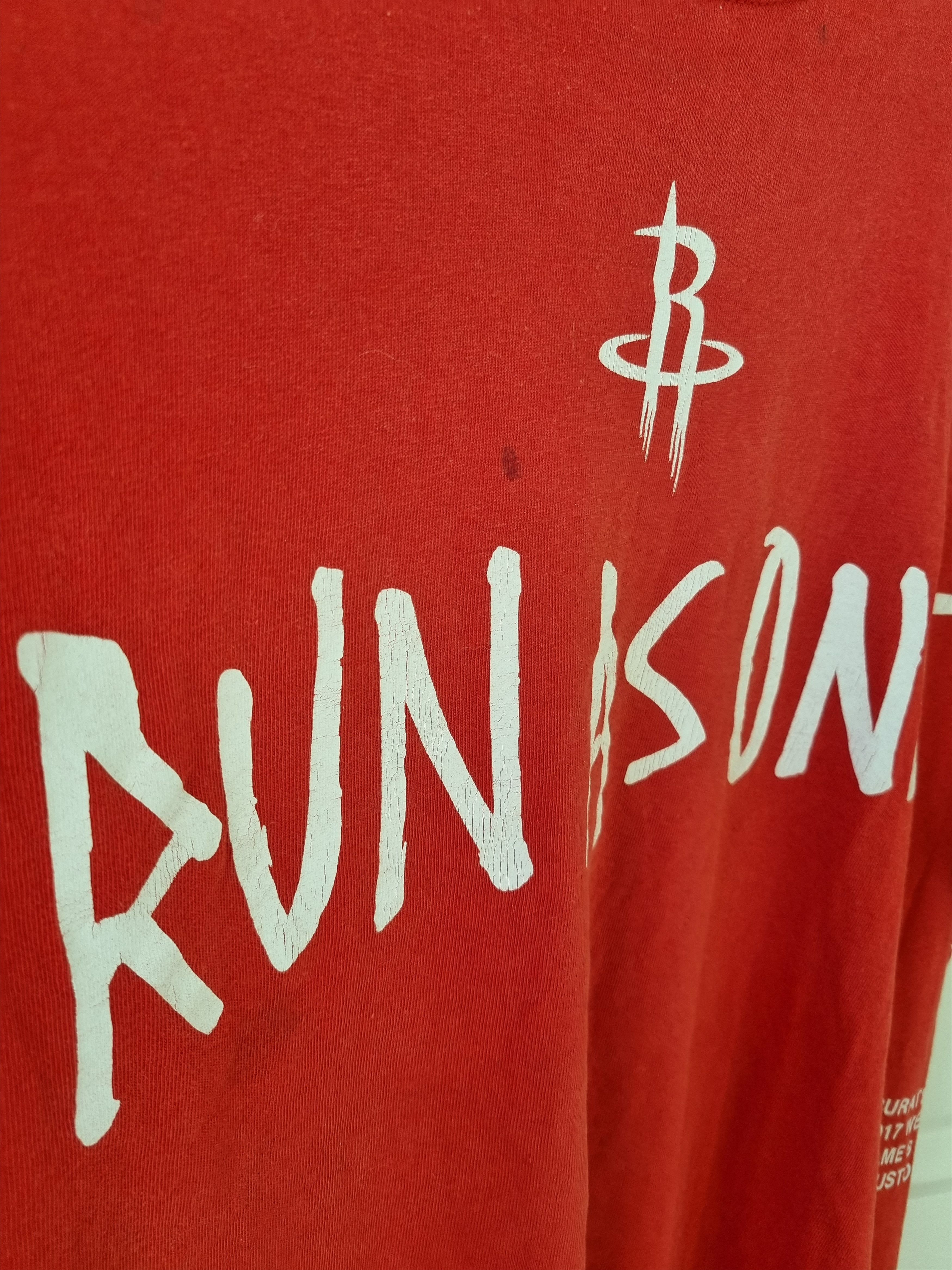 Travis Scott Run as One tshirt Size US XL / EU 56 / 4 - 5 Thumbnail