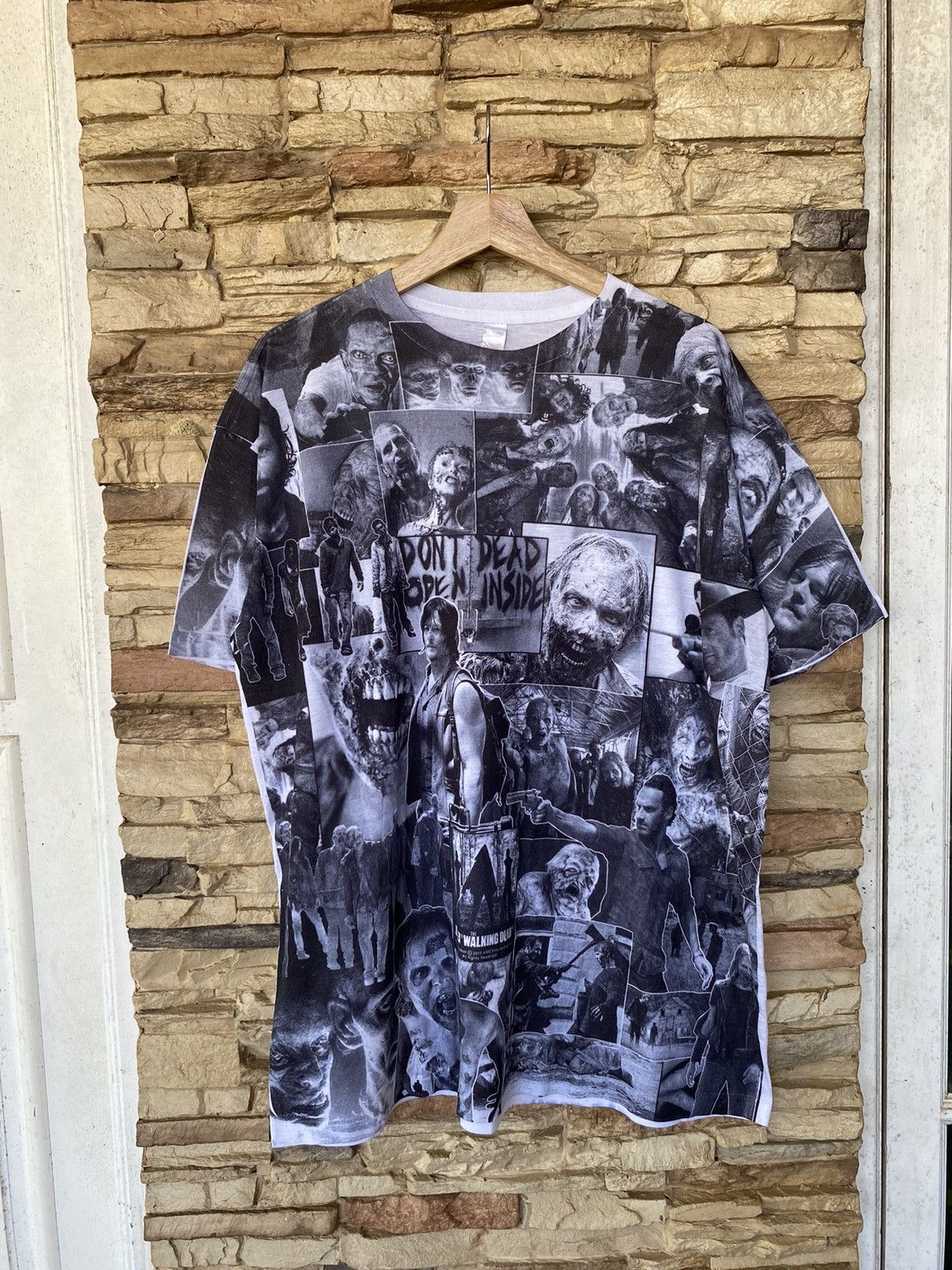 Vintage Rare The Walking Dead Fullprint Movie Series Tees Size US XL / EU 56 / 4 - 1 Thumbnail