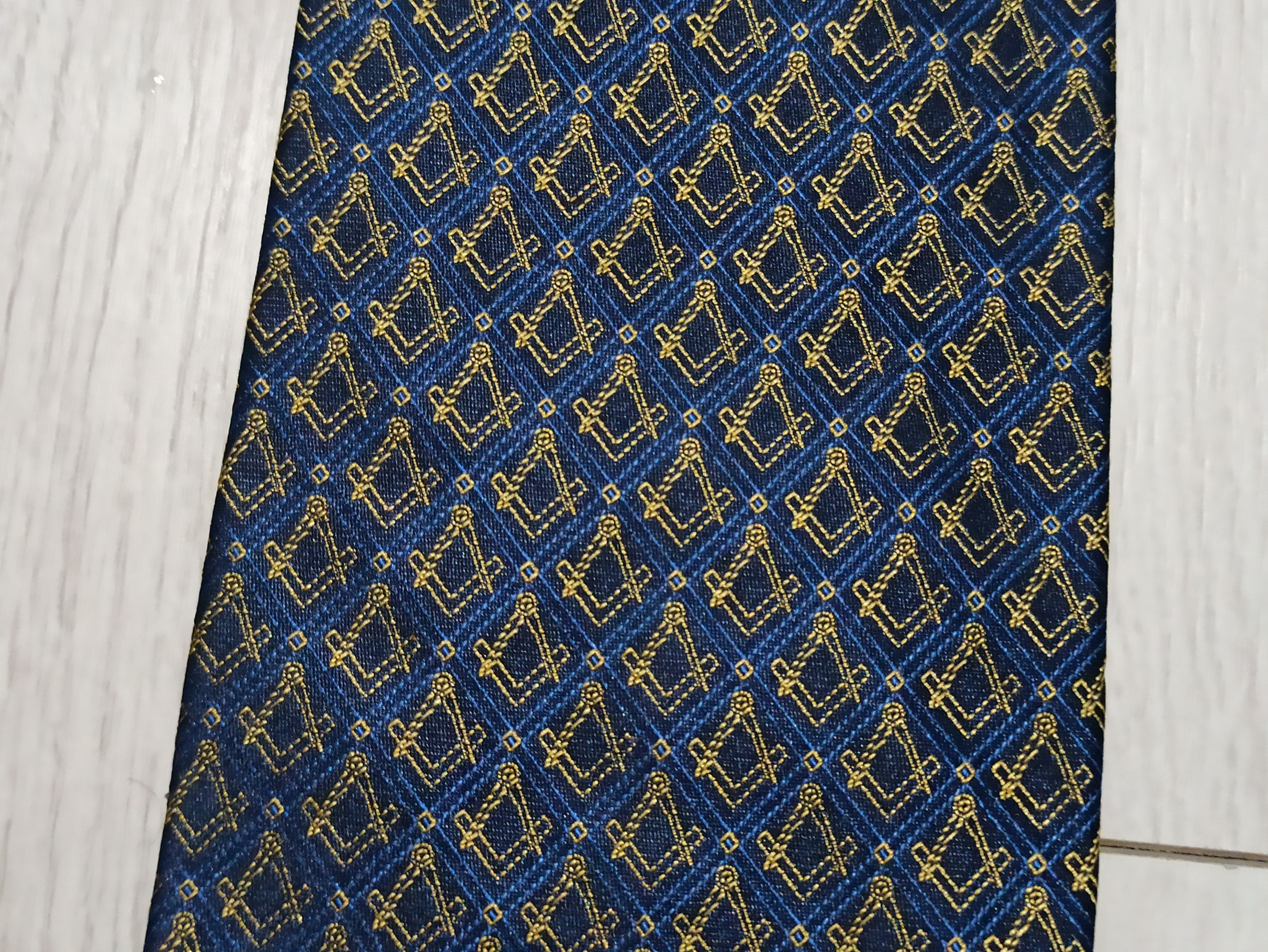 Designer × Mason's Toye Kenning Spencer Silk Masonic Tie Grand Lodge Necktie Size ONE SIZE - 4 Thumbnail