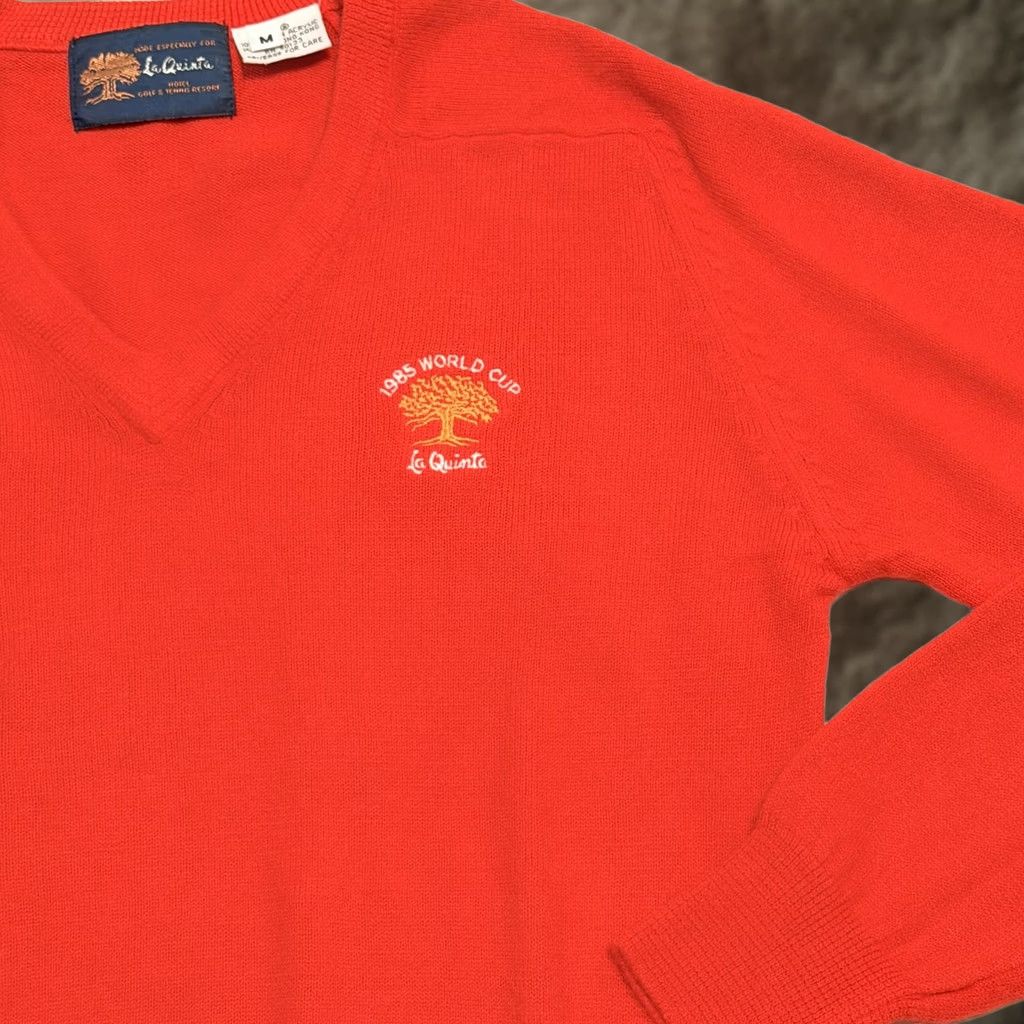 Vintage VINTAGE La Quinta Sweater Mens M Red V-Neck 1985 World Cup Golf Logo 80s Shirt Womens, Mens Size US M / EU 48-50 / 2 - 1 Thumbnail