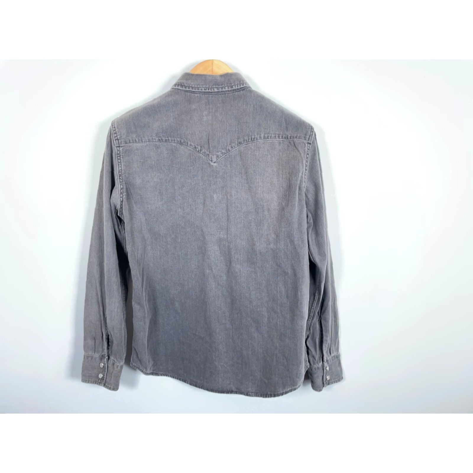 Levi's Levi's Denim Western Shirt Men Medium Gray Pearl Snap Buttons Casual Workwear 90s Grunge Western Button-Up Regular Fit Size US M / EU 48-50 / 2 - 2 Thumbnail
