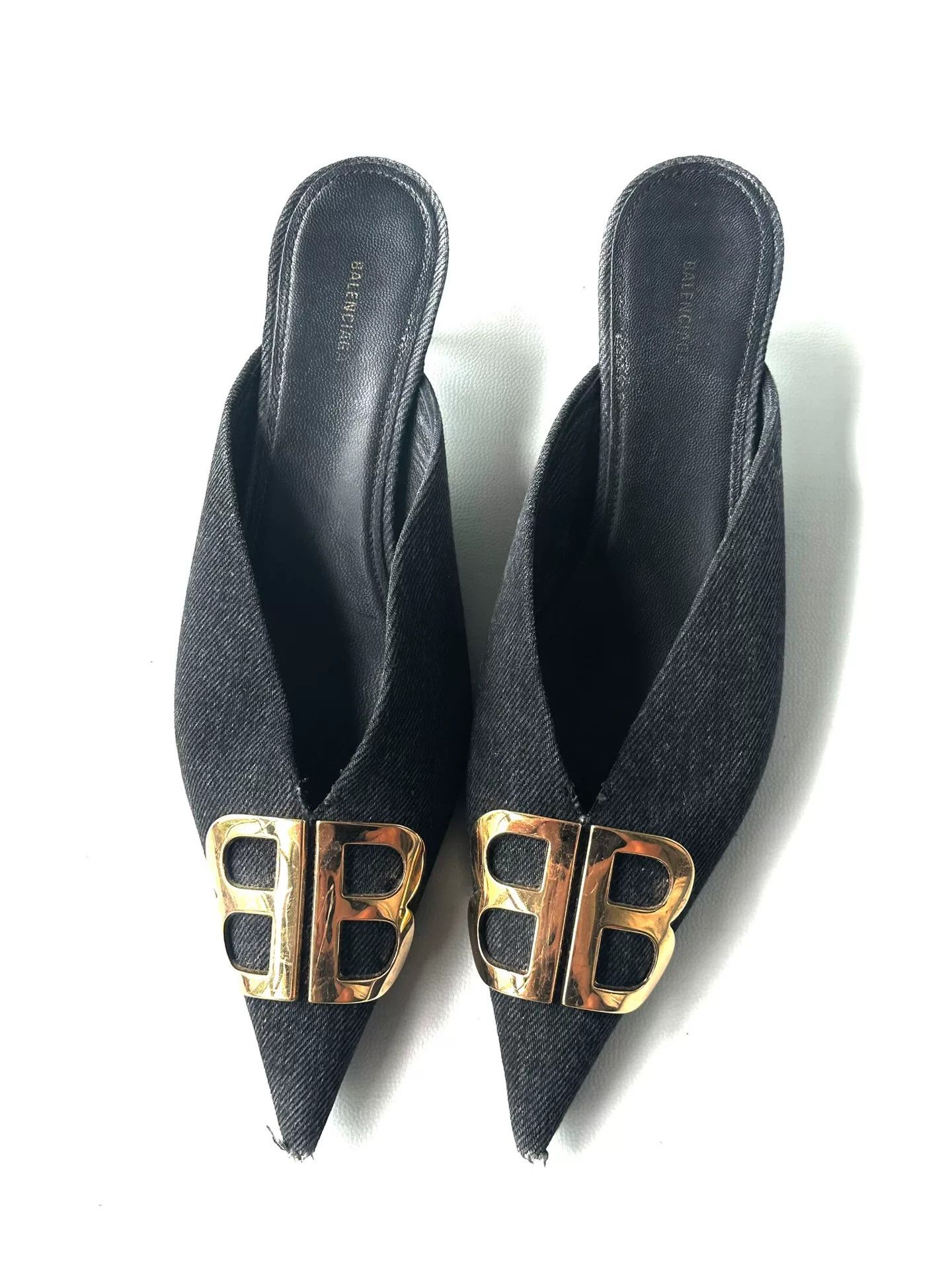 Balenciaga Balenciaga Denim Low-Heel Pointed Shoes Size US 6 / IT 36 - 1 Thumbnail