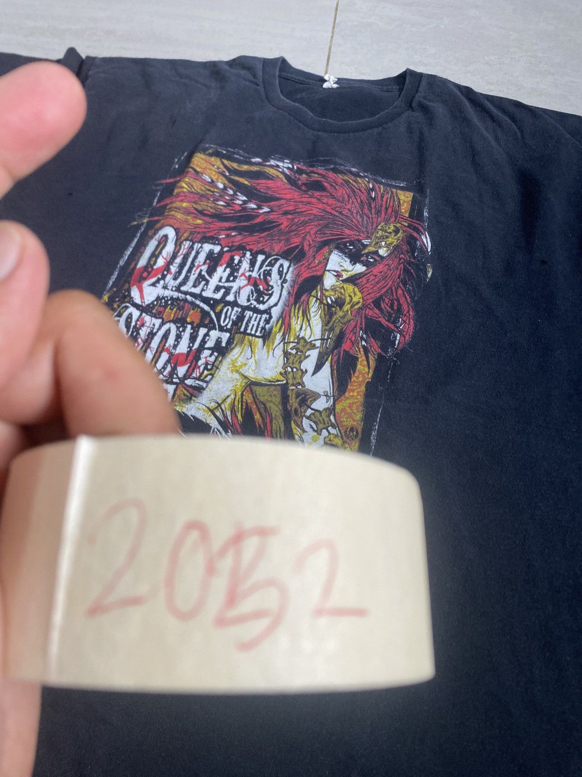 Band Tees QUEENS OF THE STONE AGE 2011 TOUR Size US XL / EU 56 / 4 - 11 Thumbnail