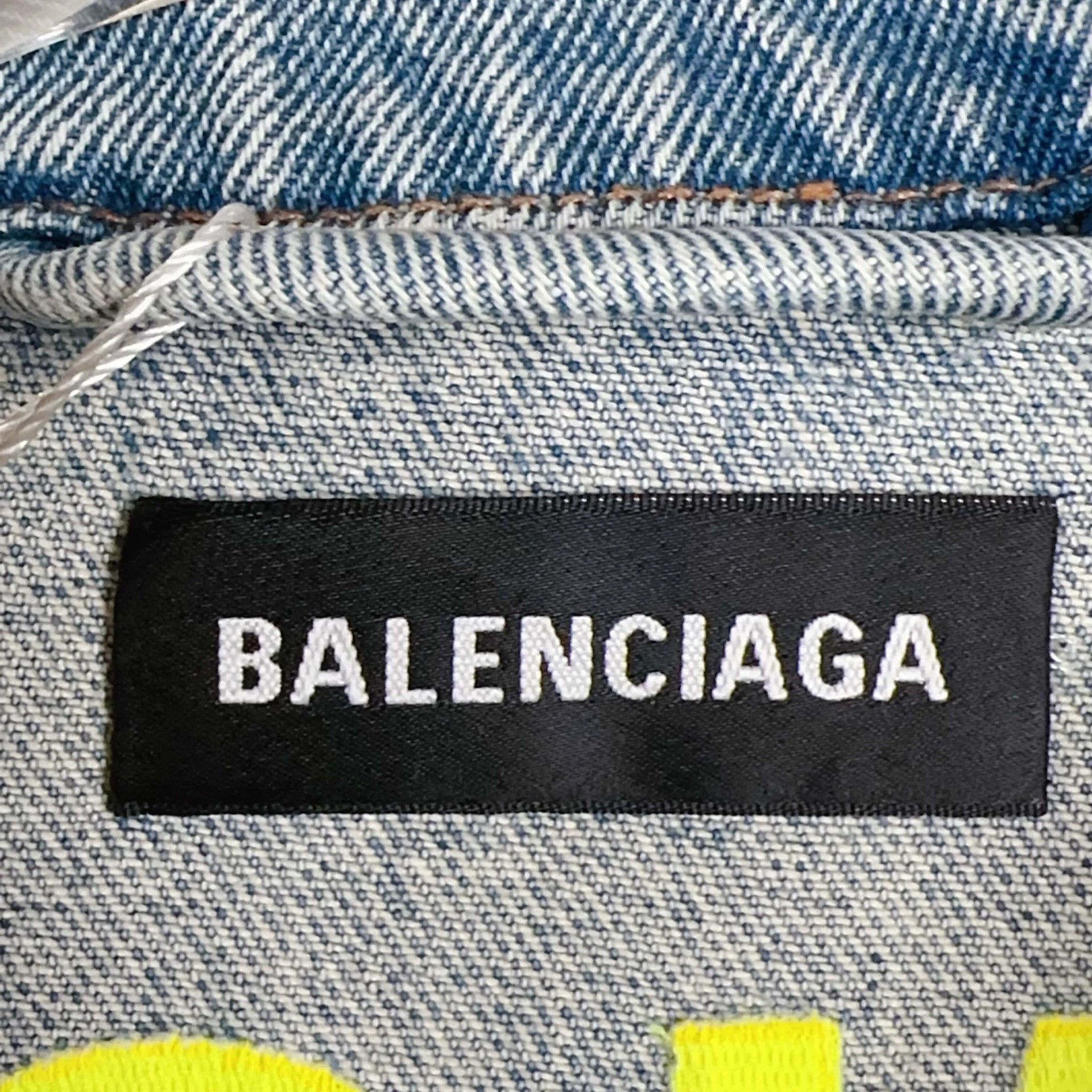 Balenciaga balenciaga denim jacket size 48 Size US M / EU 48-50 / 2 - 3 Thumbnail