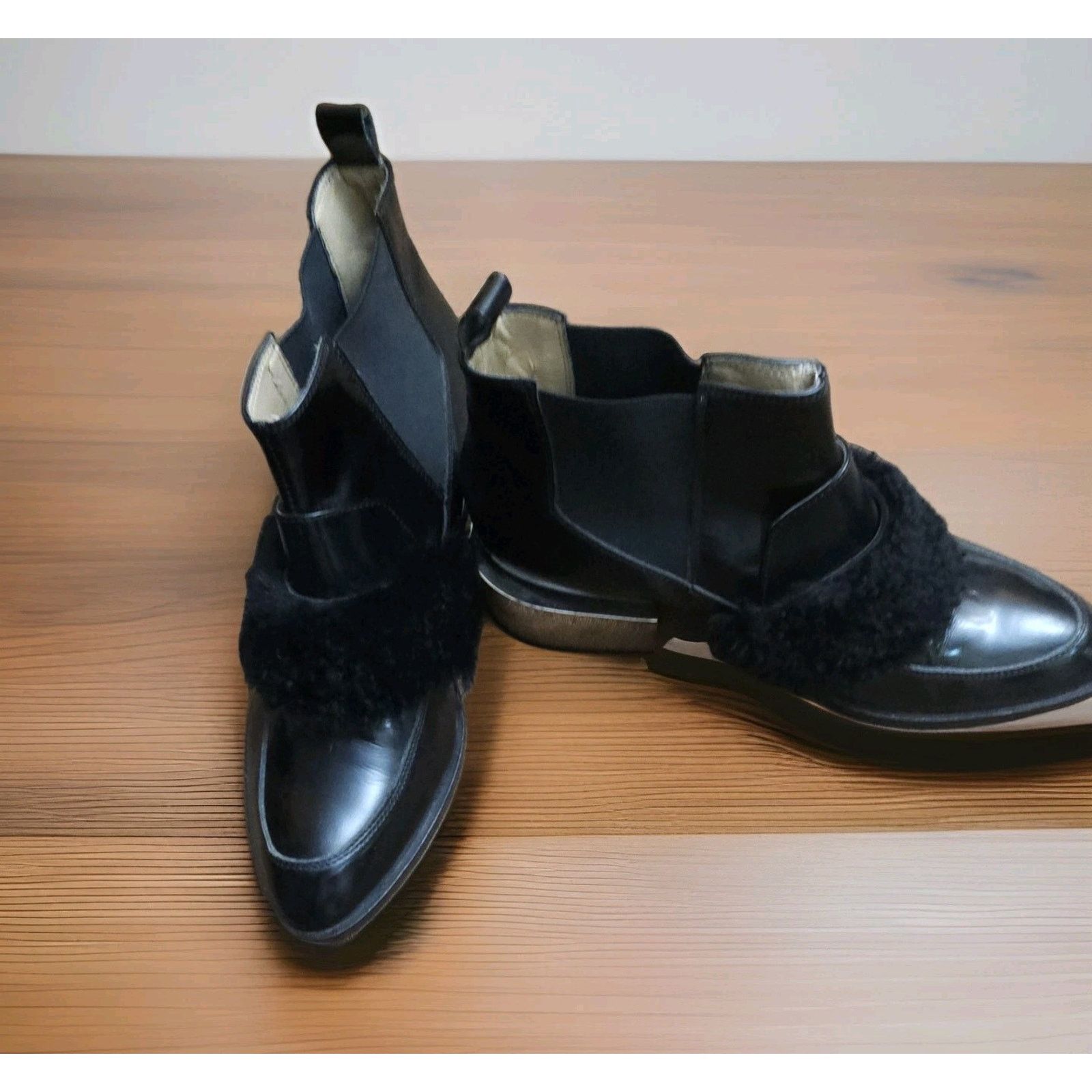 Bcbgmaxazria BCBGMAXAZRIA Wynter Black Booties Size 39 Size US 9 / IT 39 - 4 Thumbnail