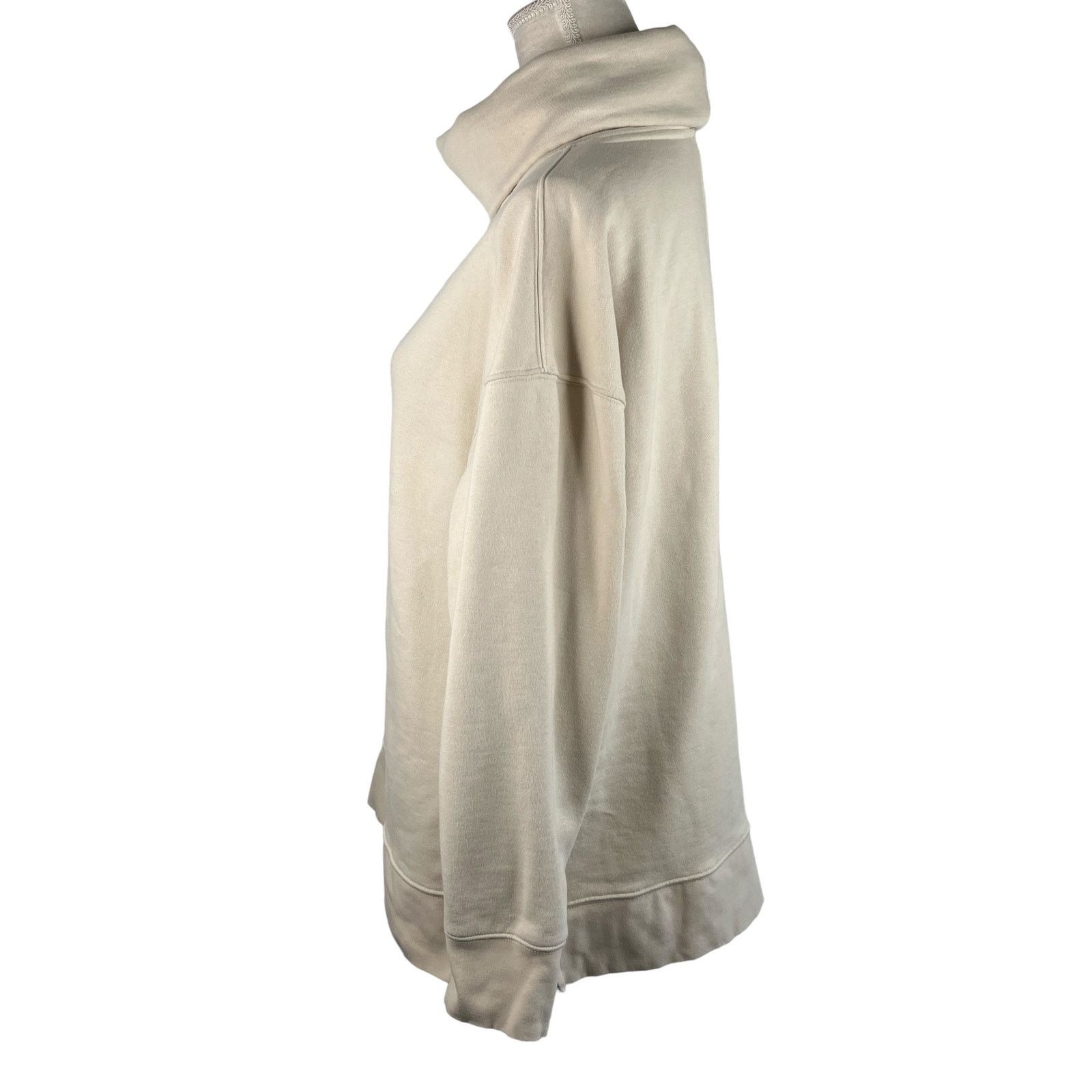 Athleta Athleta 24/7 Funnel Neck Sweatshirt Putty Medium Beige Size M / US 6-8 / IT 42-44 - 4 Thumbnail
