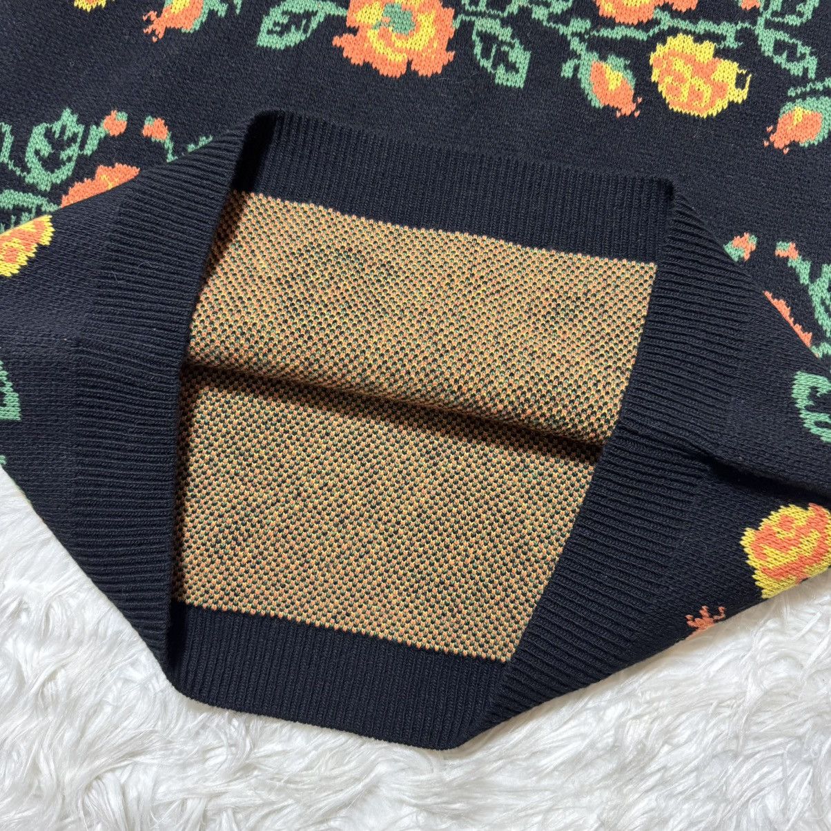Gucci Authentic, Brand New Gucci Jacquard Floral Sweater Size US M / EU 48-50 / 2 - 5 Thumbnail