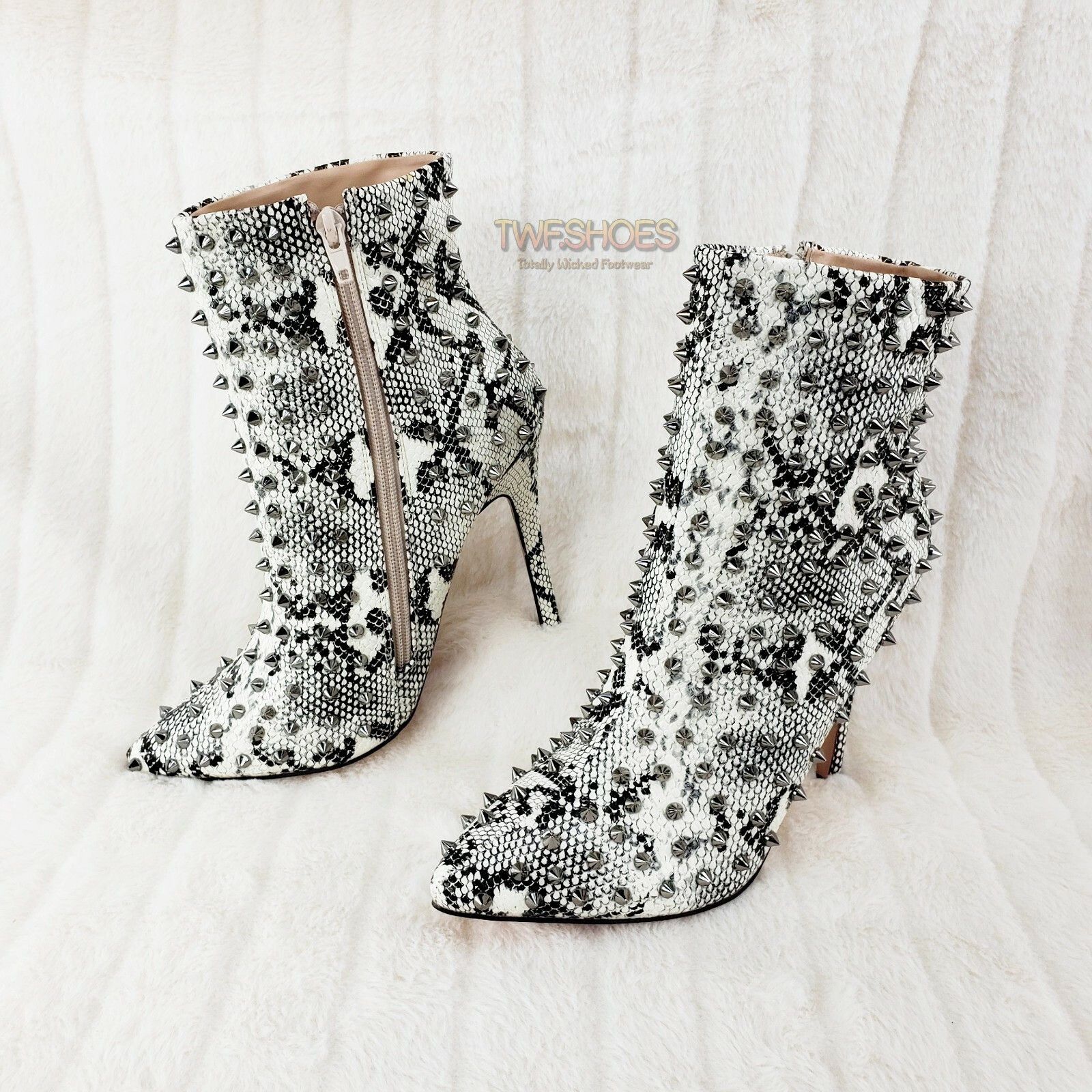 Other C & C Passion 2 Snake Leatherette Spike Stud Pointy Toe High Size US 6 / IT 36 - 8 Thumbnail
