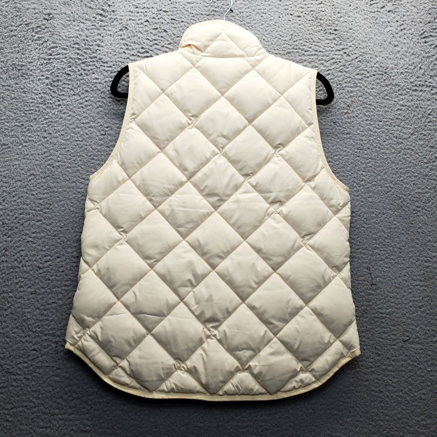 J.Crew J.CREW Quilted Puffer Vest Womens Medium Tan Down Insulated Mock Neck Full Zip Vest Size M / US 6-8 / IT 42-44 - 2 Thumbnail