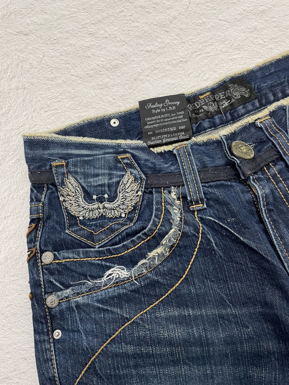 Ed Hardy 2000s red paper embroidery baggy japan denim y2k style Size US 30 / EU 46 - 5 Thumbnail